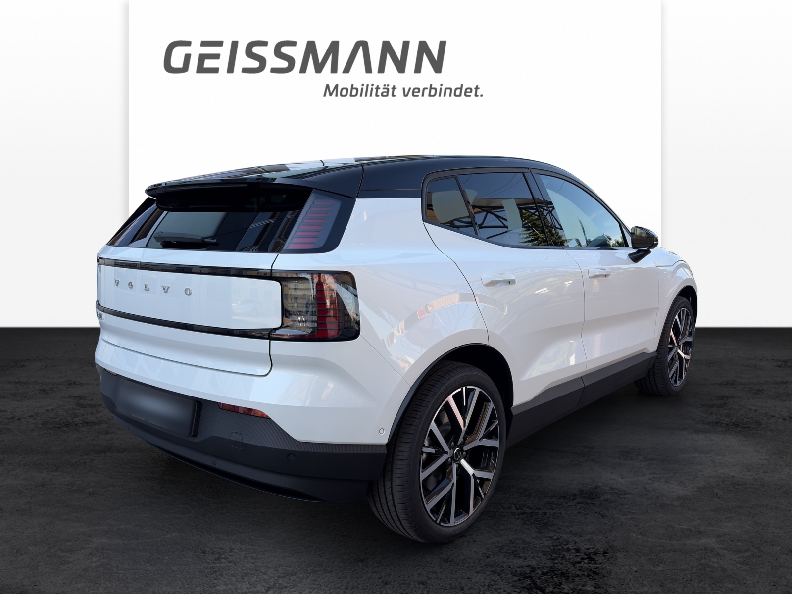 VOLVO EX30 E60 Twin Plus Performance AWD-image-4