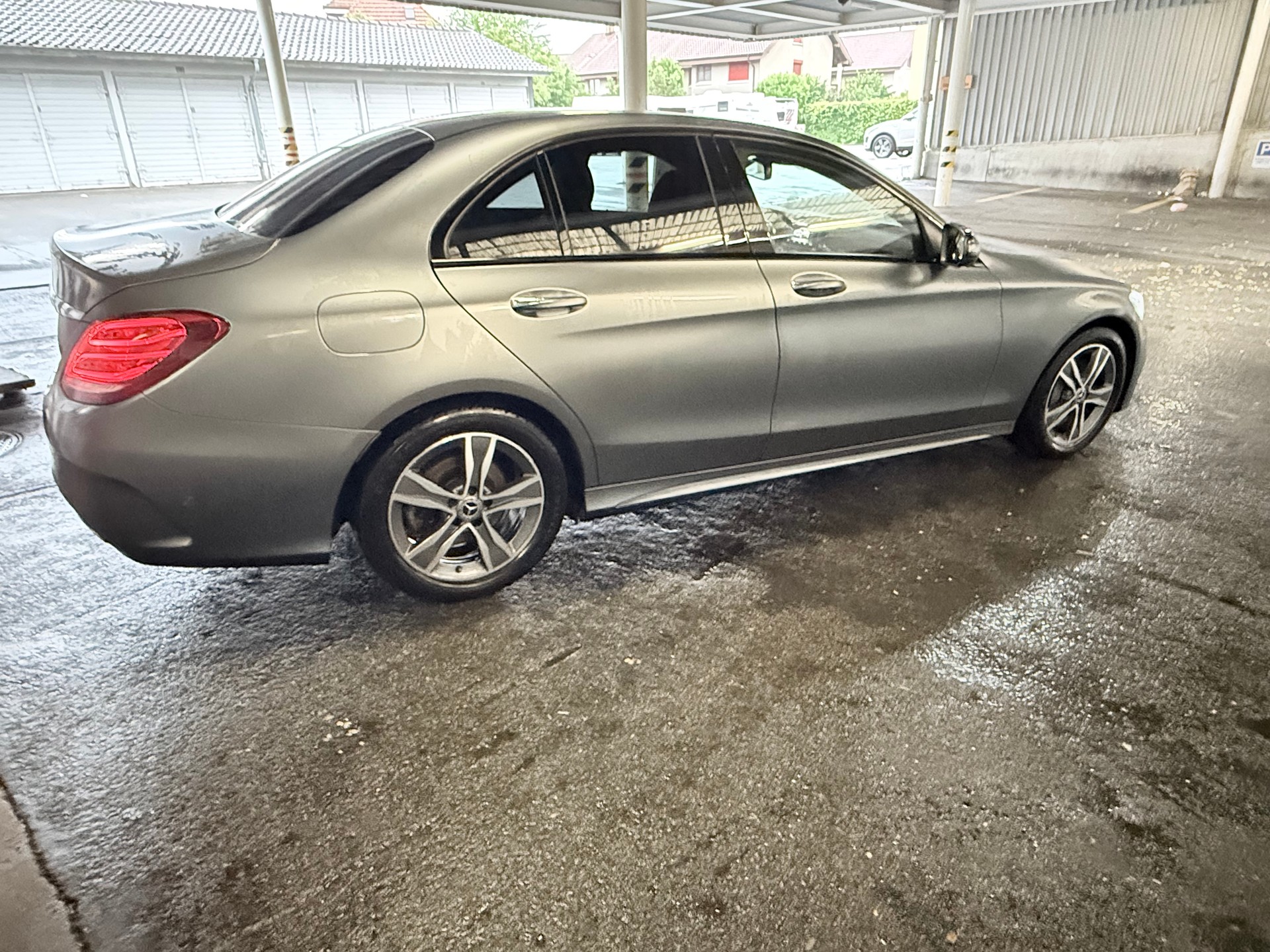 MERCEDES-BENZ C 300 AMG Line 9G-Tronic-image-4