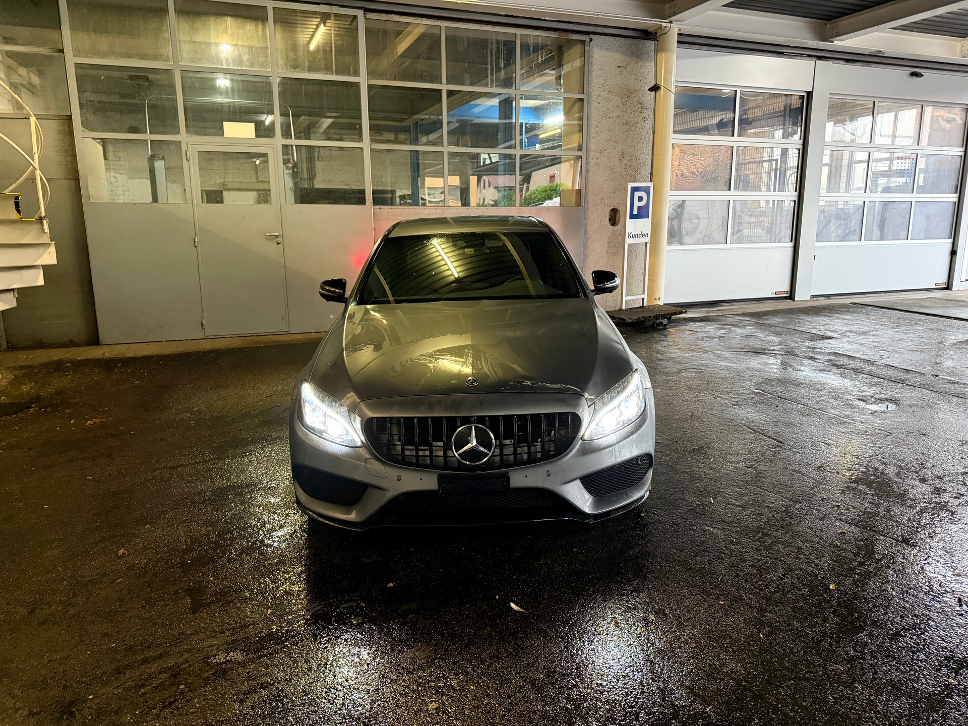 MERCEDES-BENZ C 300 AMG Line 9G-Tronic-image-1