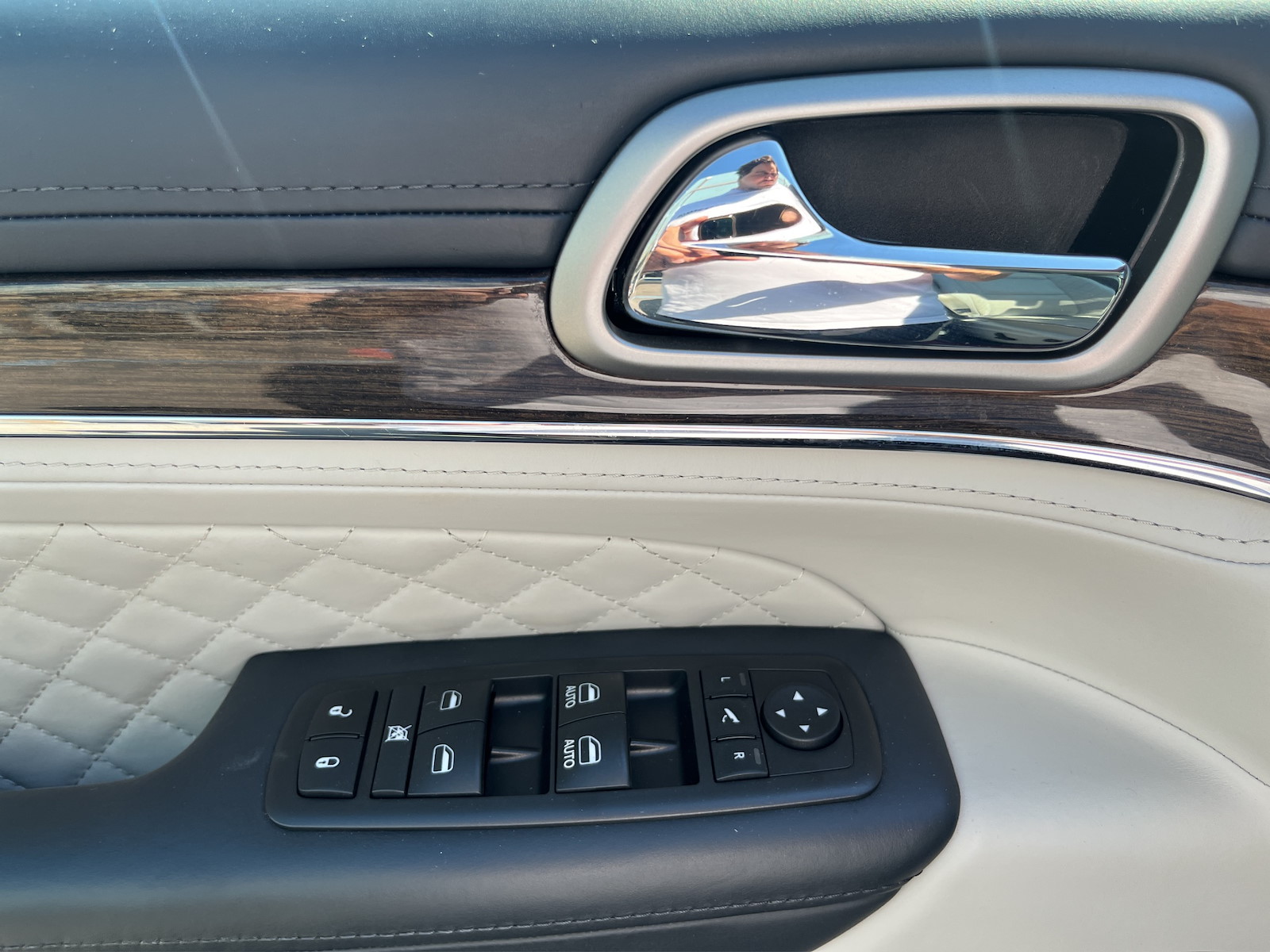 JEEP Grand Cherokee 3.0 CRD 250 Summit-image-13