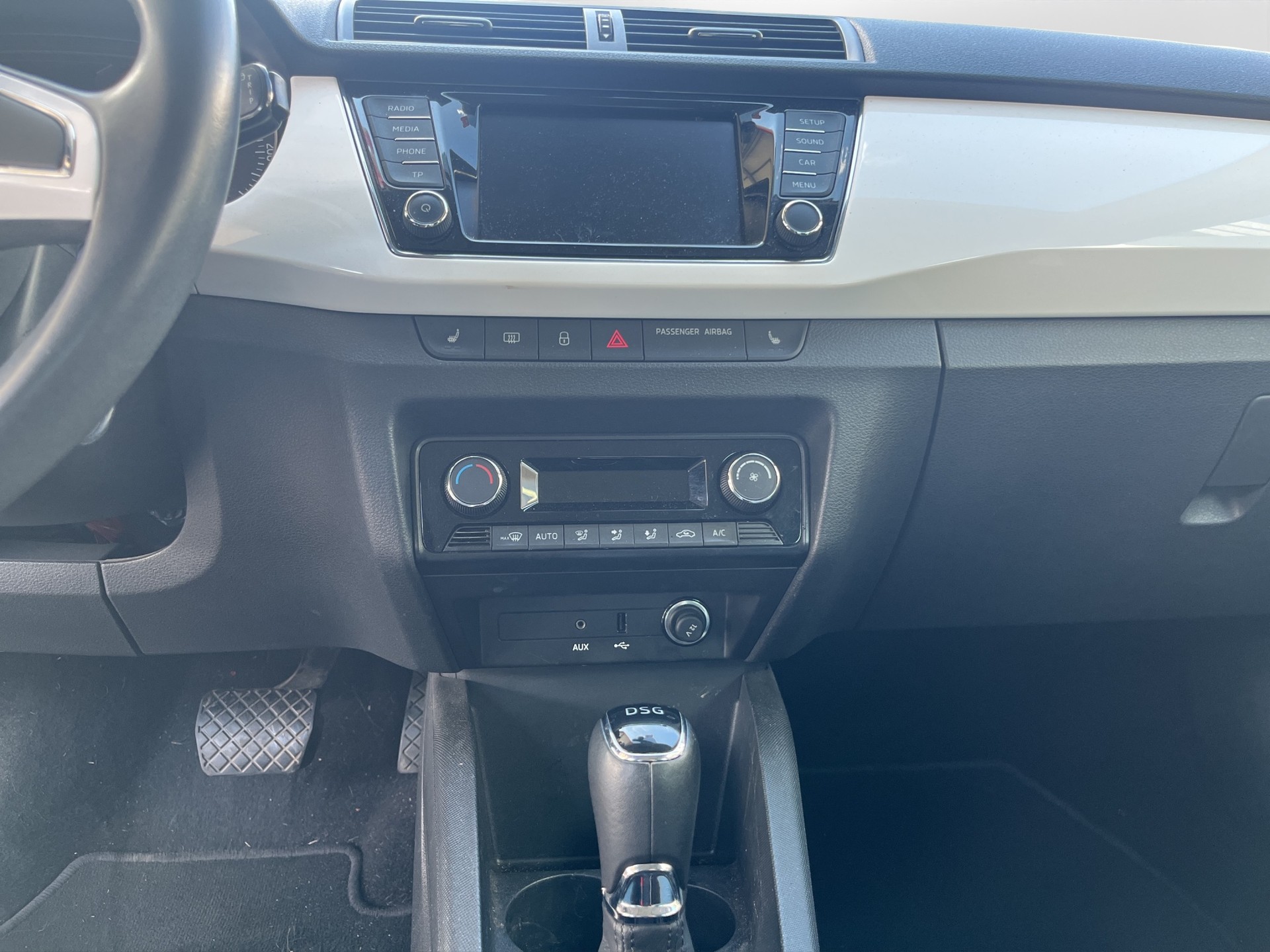 SKODA Fabia 1.2 TSI Ambition DSG-image-14