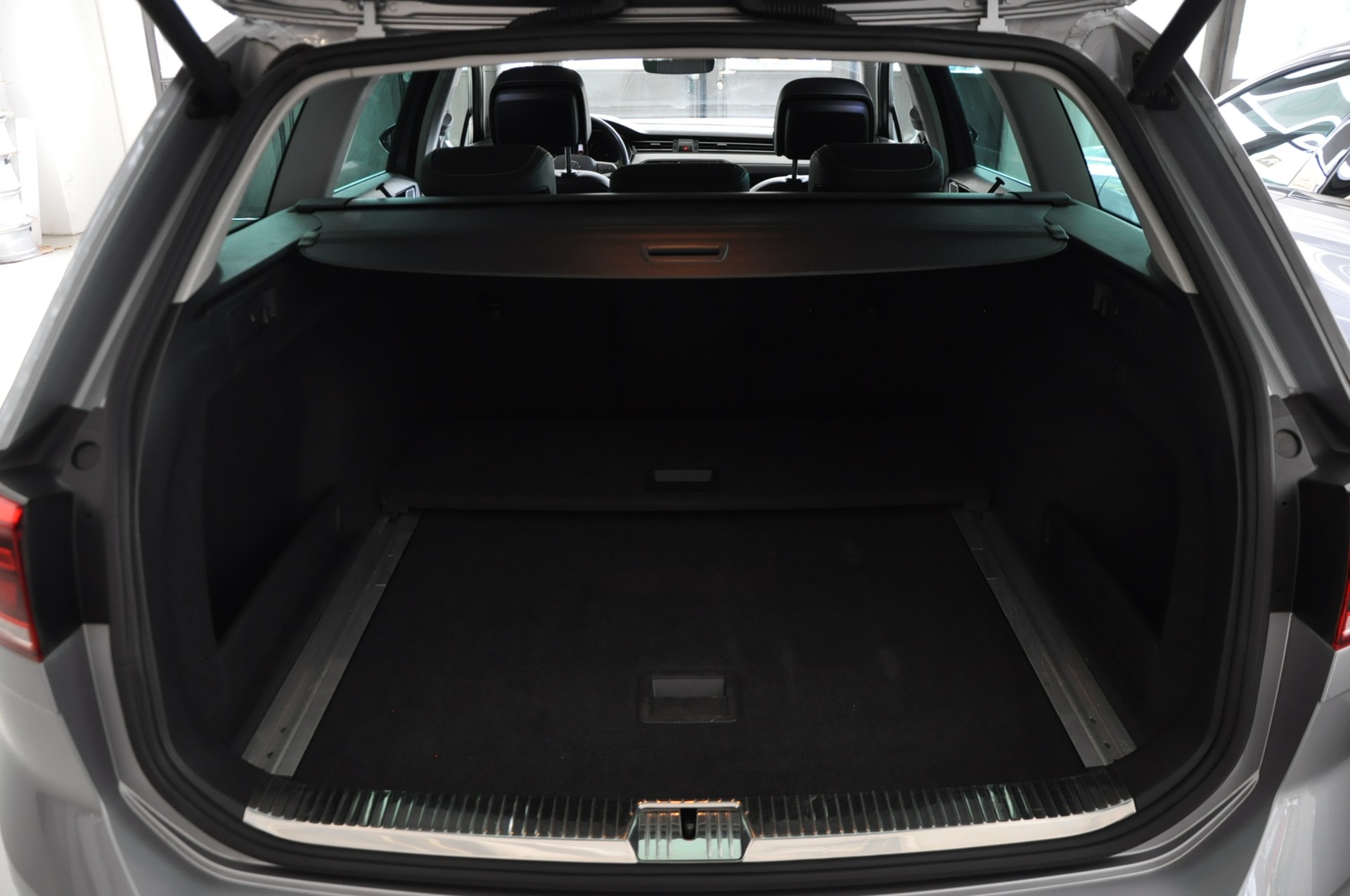 VW Passat 2.0 TDI BMT Business 4Motion DSG-image-20