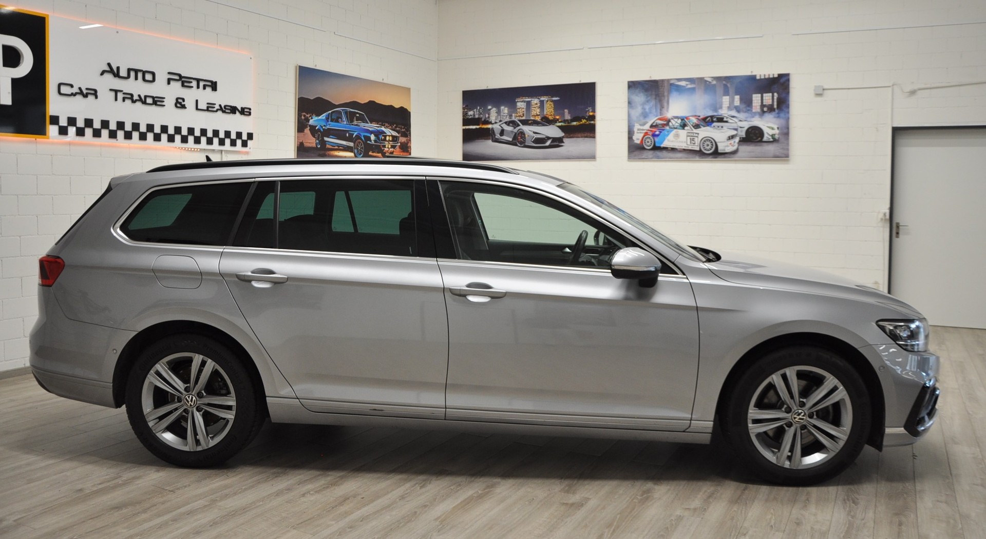 VW Passat 2.0 TDI BMT Business 4Motion DSG-image-4