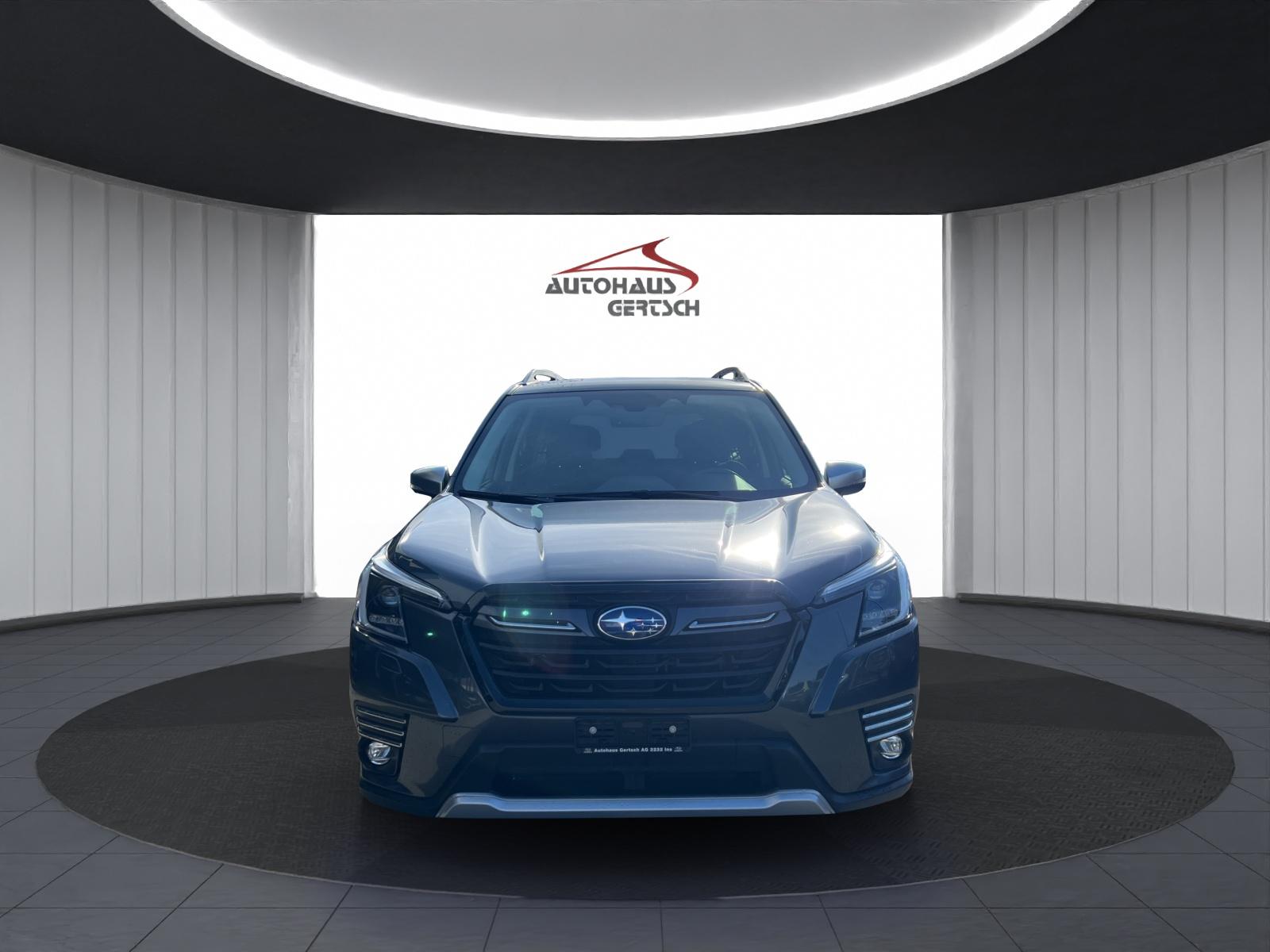 SUBARU Forester Station 2.0i e-Boxer Swiss Plus-image-1