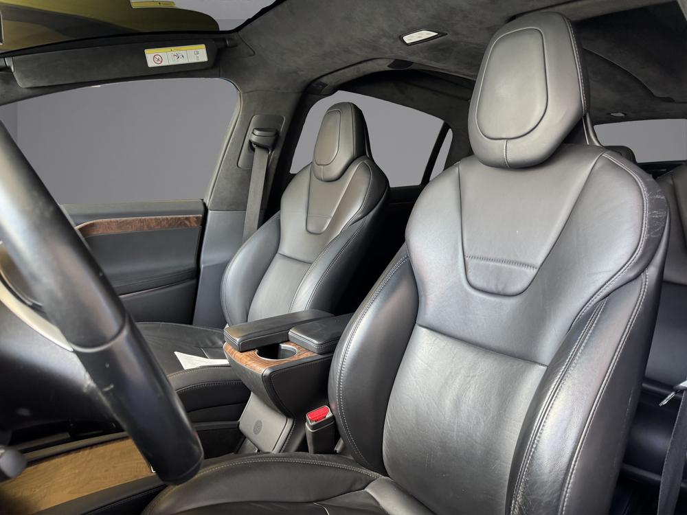 TESLA Model X 75 D (CH-Fahrzeug)-image-9