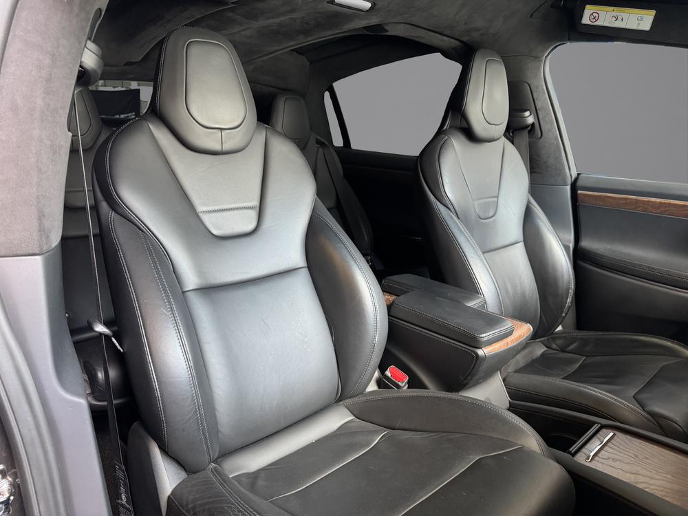 TESLA Model X 75 D (CH-Fahrzeug)-image-10
