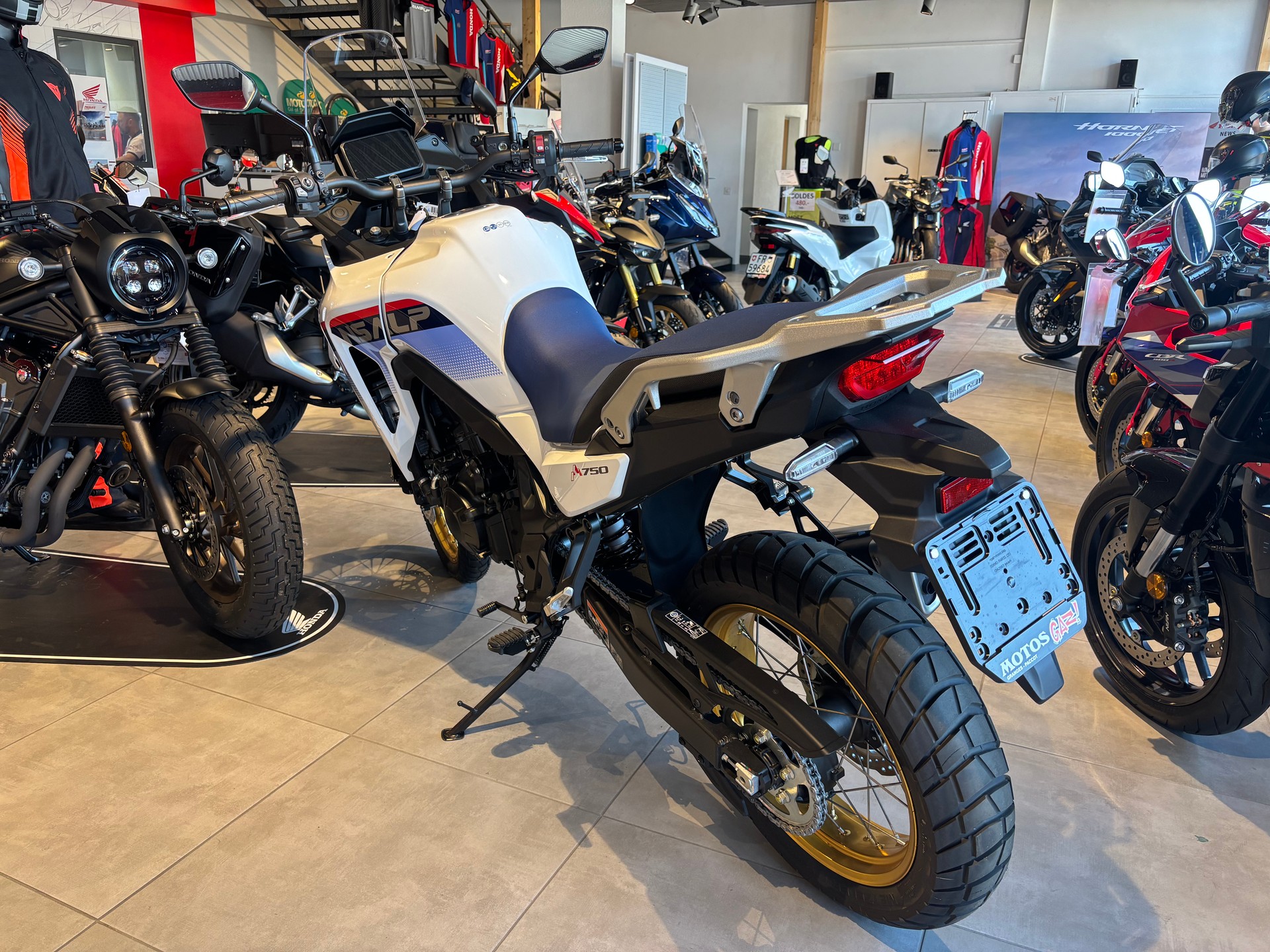 HONDA XL 750 Transalp-image-5
