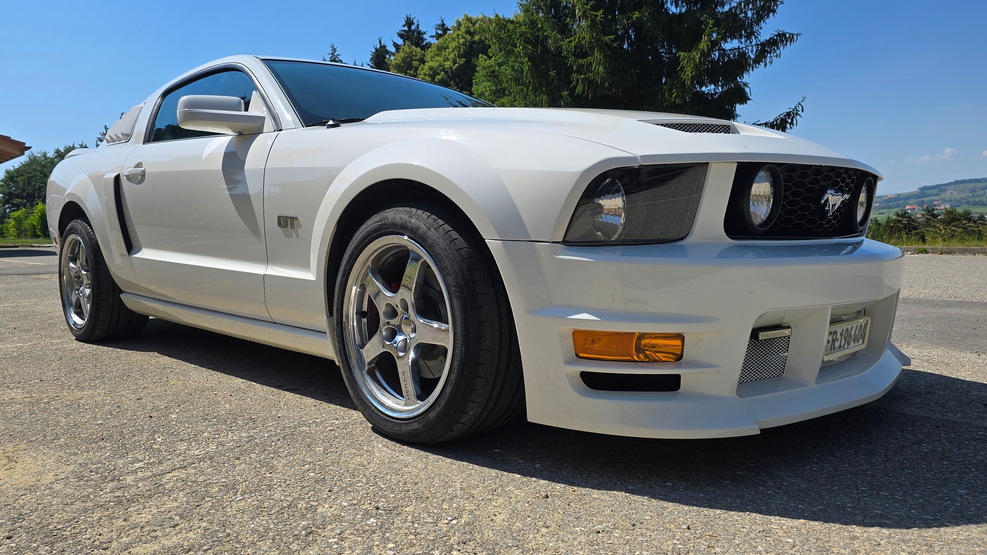 FORD MUSTANG-image-0