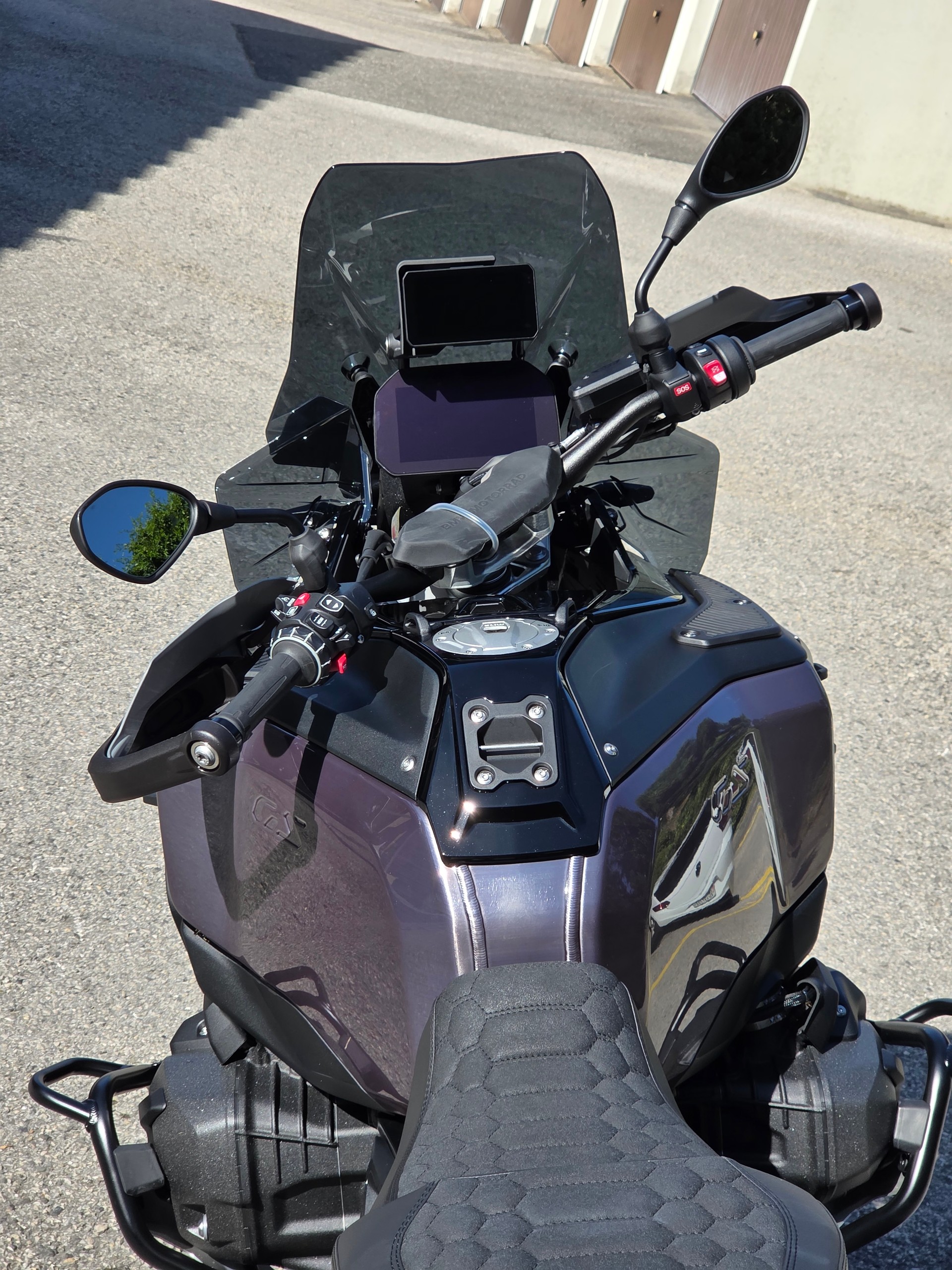 BMW R 1300 GS Adventure-image-3