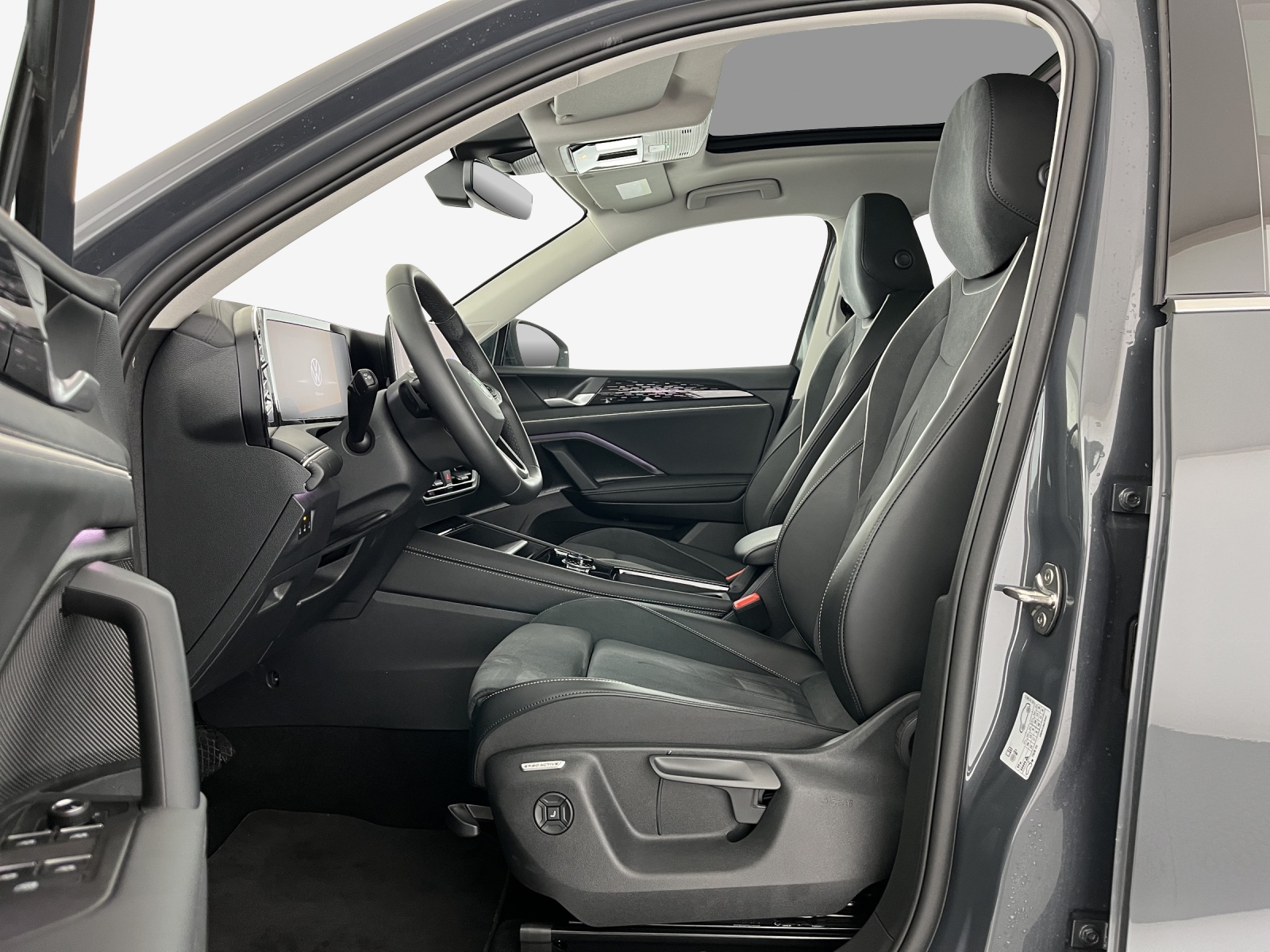 VW Tiguan 2.0 TSI DSG Elegance 4Motion-image-7