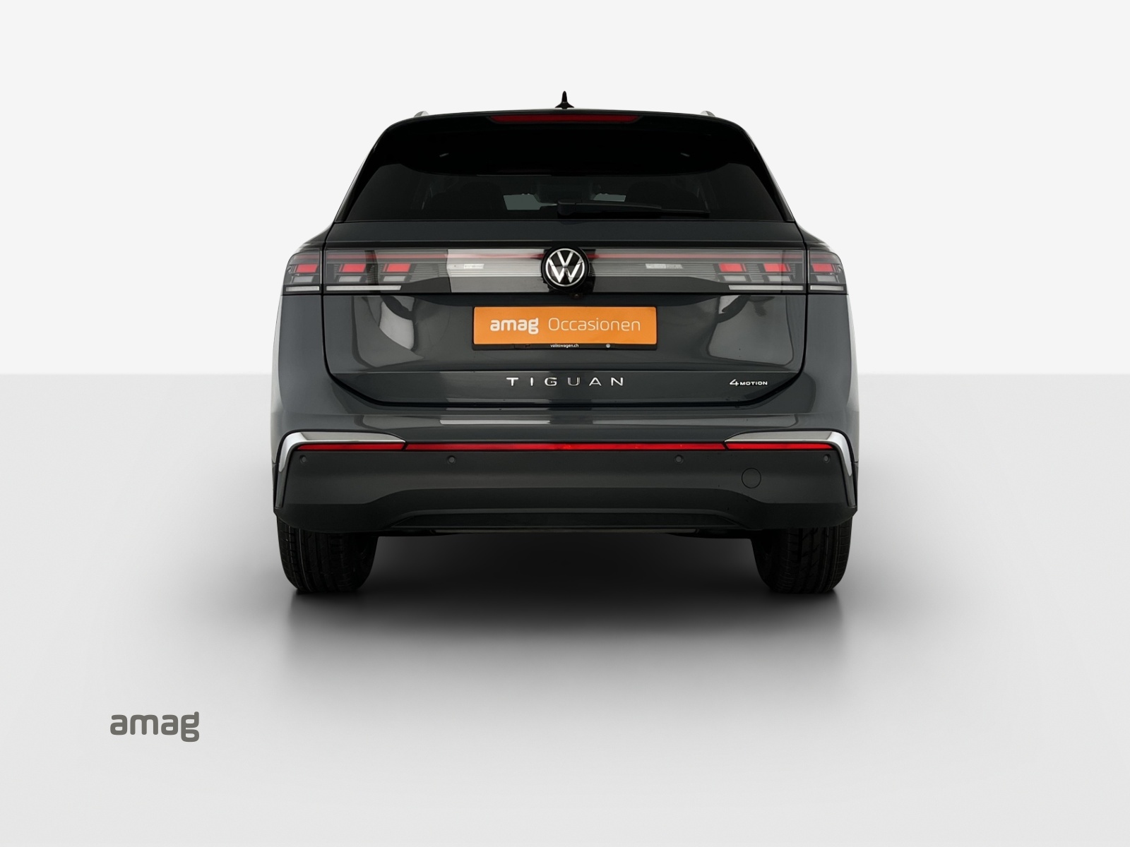 VW Tiguan 2.0 TSI DSG Elegance 4Motion-image-3