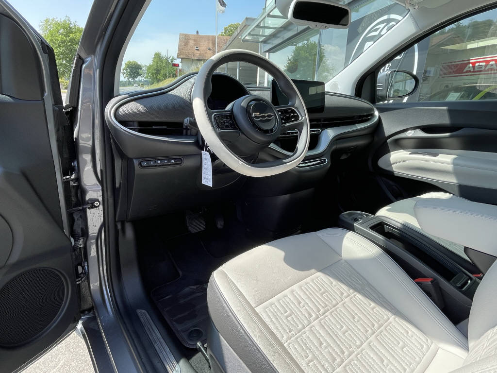 FIAT 500C BEV La Prima-image-6