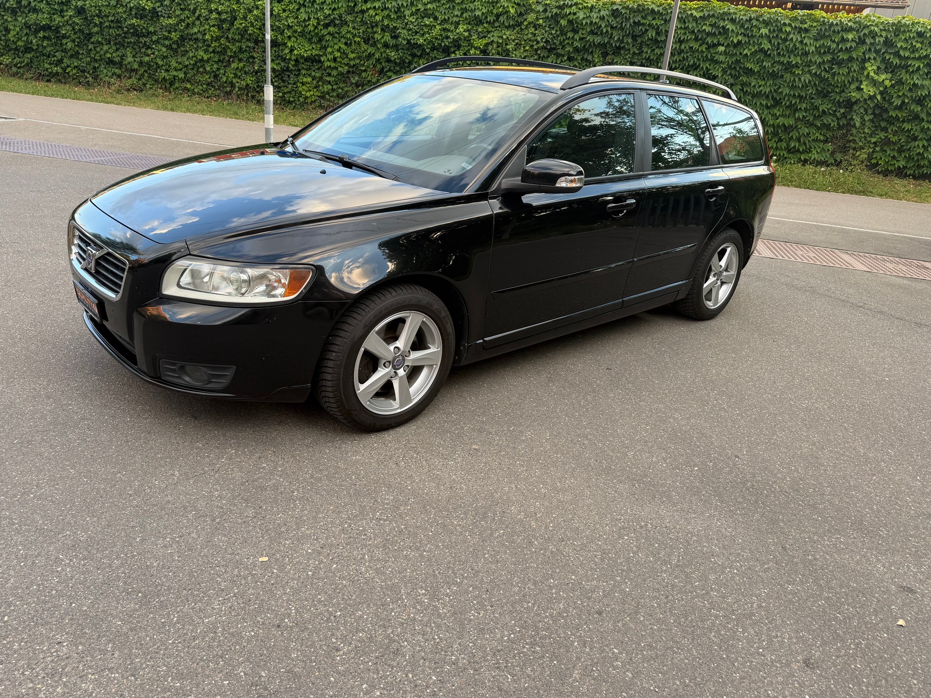 VOLVO V50 2.0D Kinetic-image-14