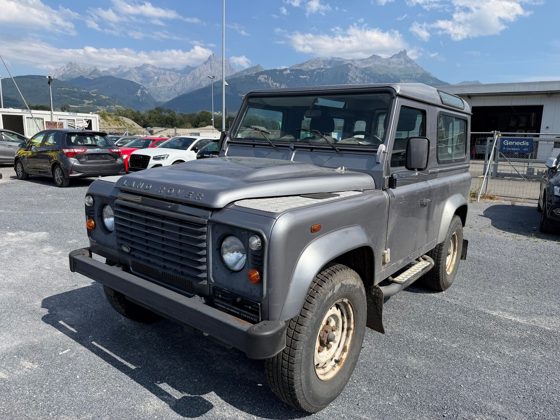 LAND ROVER Defender 130 2.2 TD4 Chassis Cab
