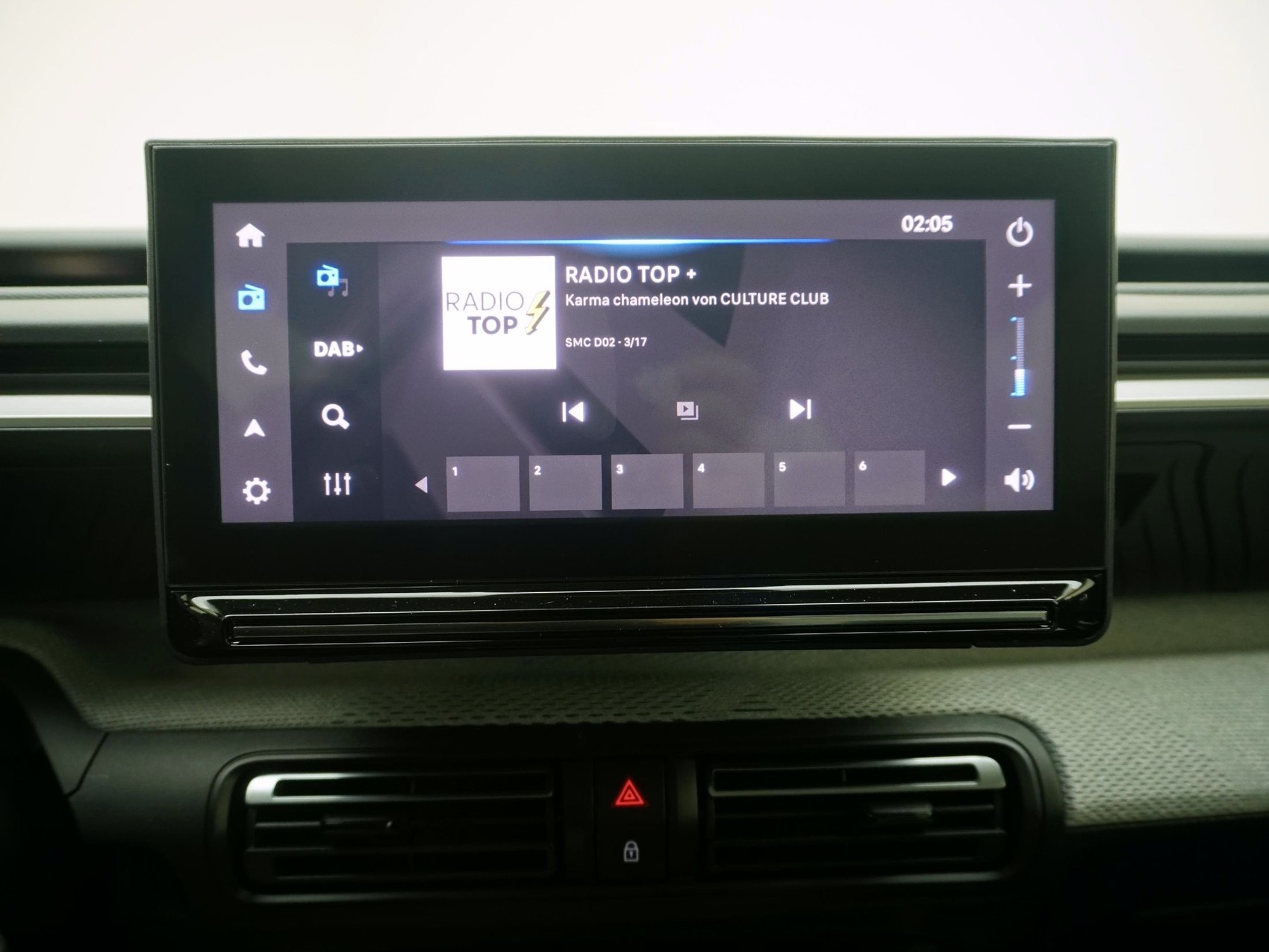 CITROEN C3 1.2 Hybrid Max-image-11