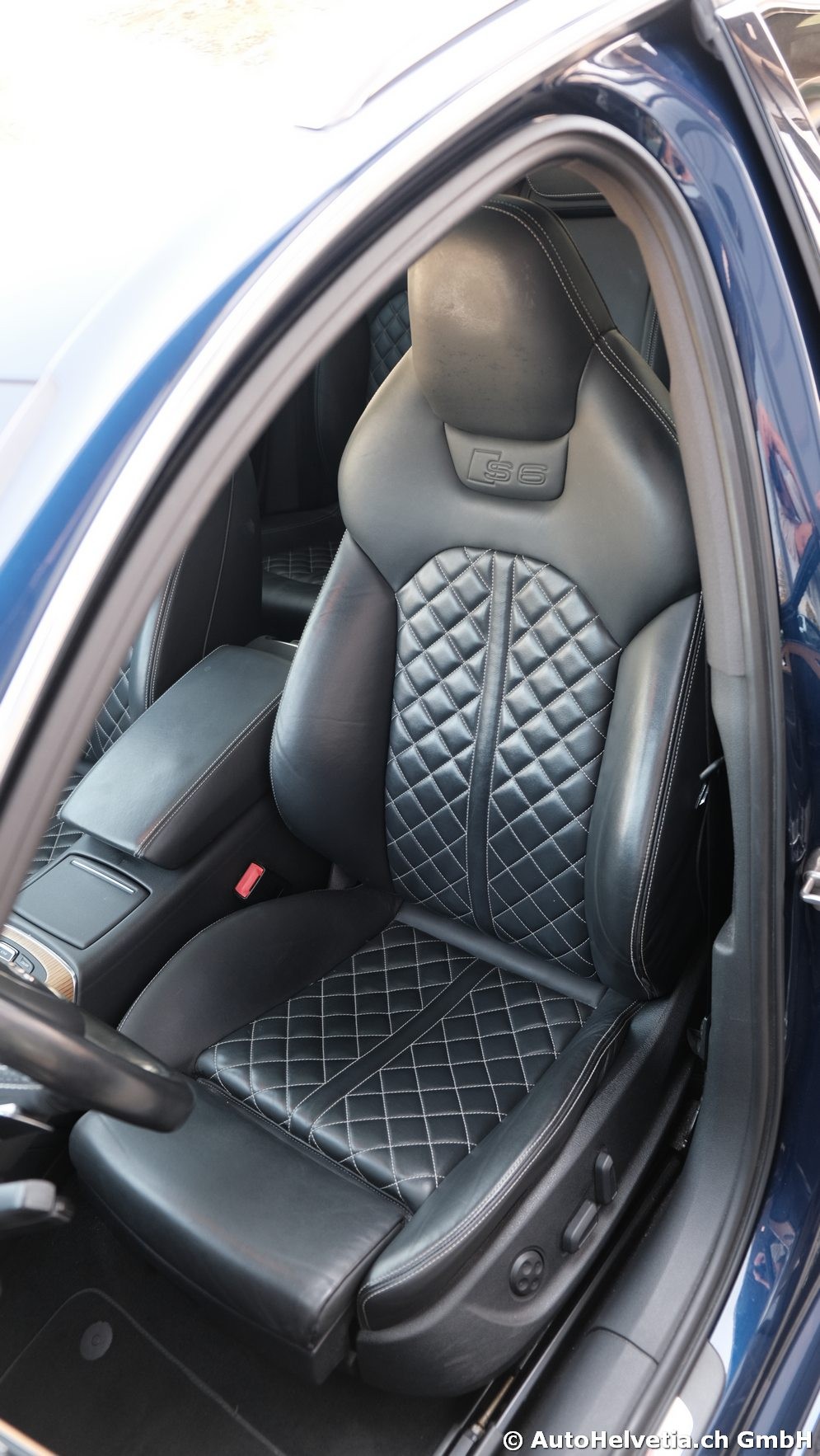AUDI S6 Avant 4.0 TFSI V8 quattro S-tronic - Sportec-image-10