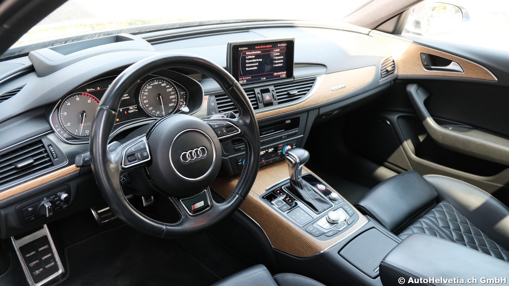 AUDI S6 Avant 4.0 TFSI V8 quattro S-tronic - Sportec-image-8