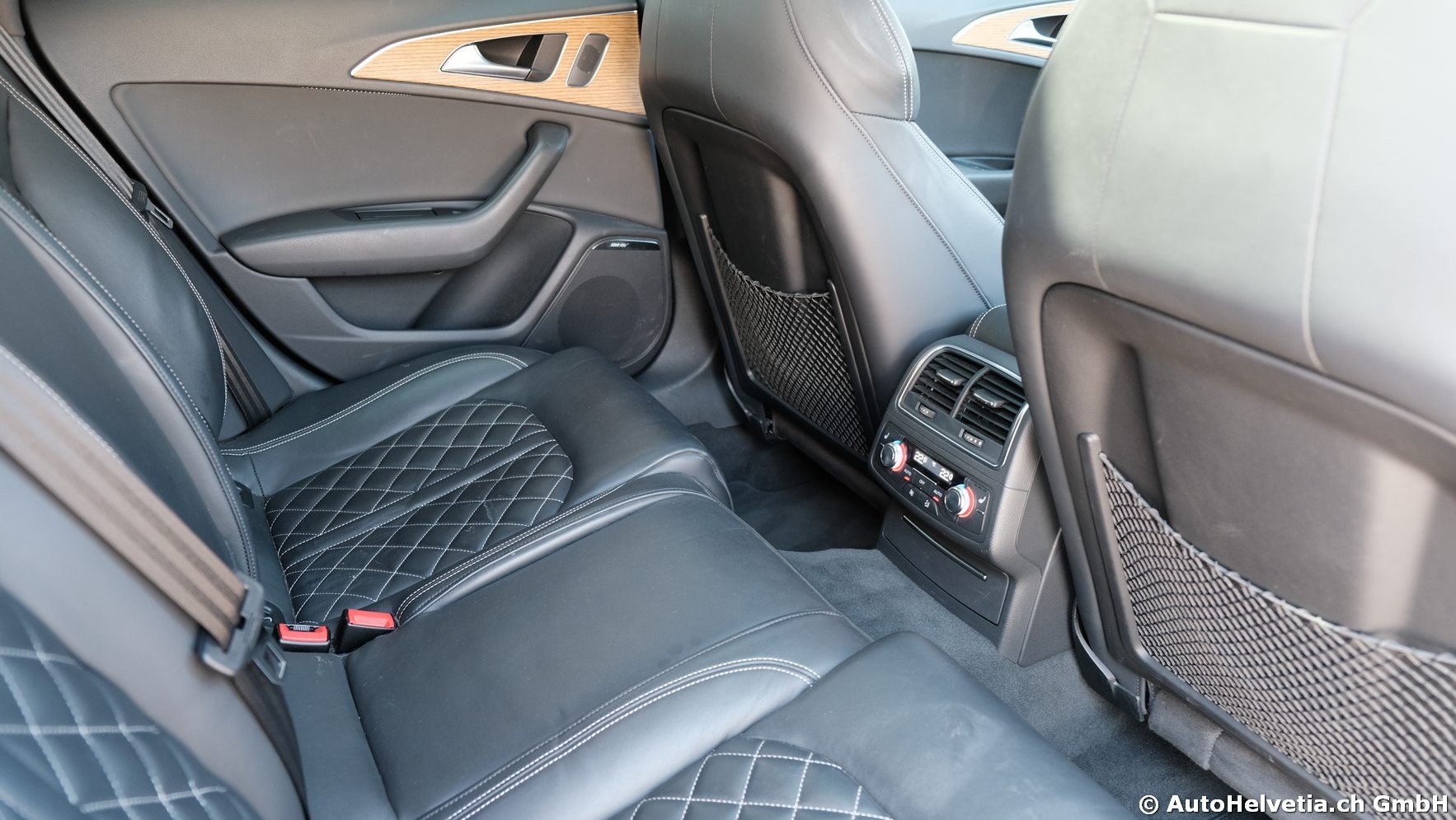 AUDI S6 Avant 4.0 TFSI V8 quattro S-tronic - Sportec-image-14