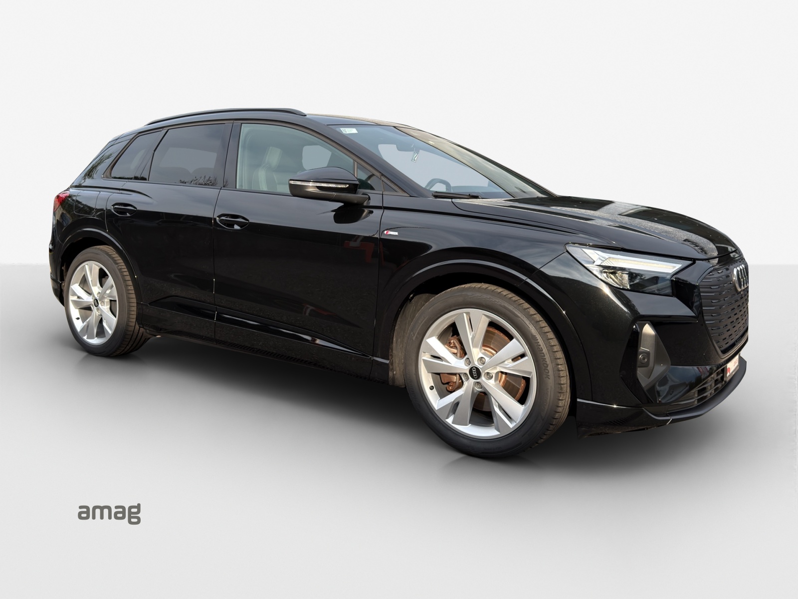 AUDI Q4 e-tron 50 quattro-image-5
