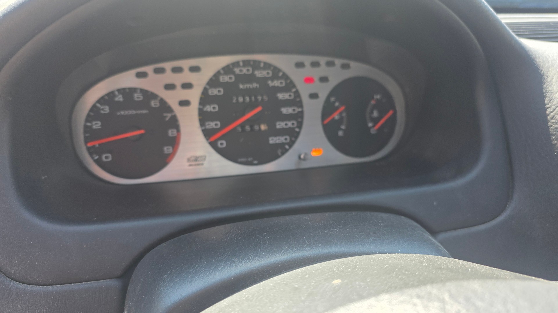 HONDA Civic 1.6i VTi-image-13