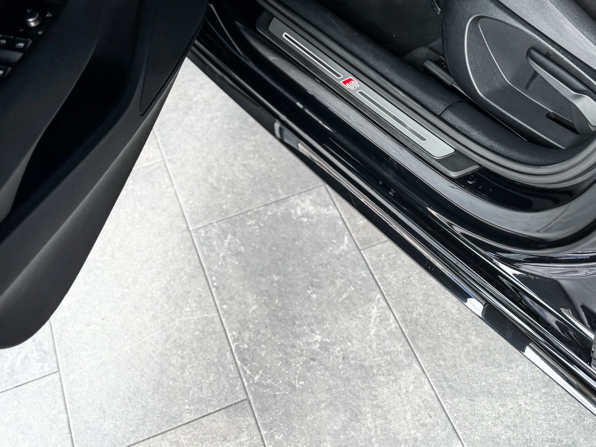 AUDI A3 Sportback 40 TFSI Sport quattro S-tronic-image-11