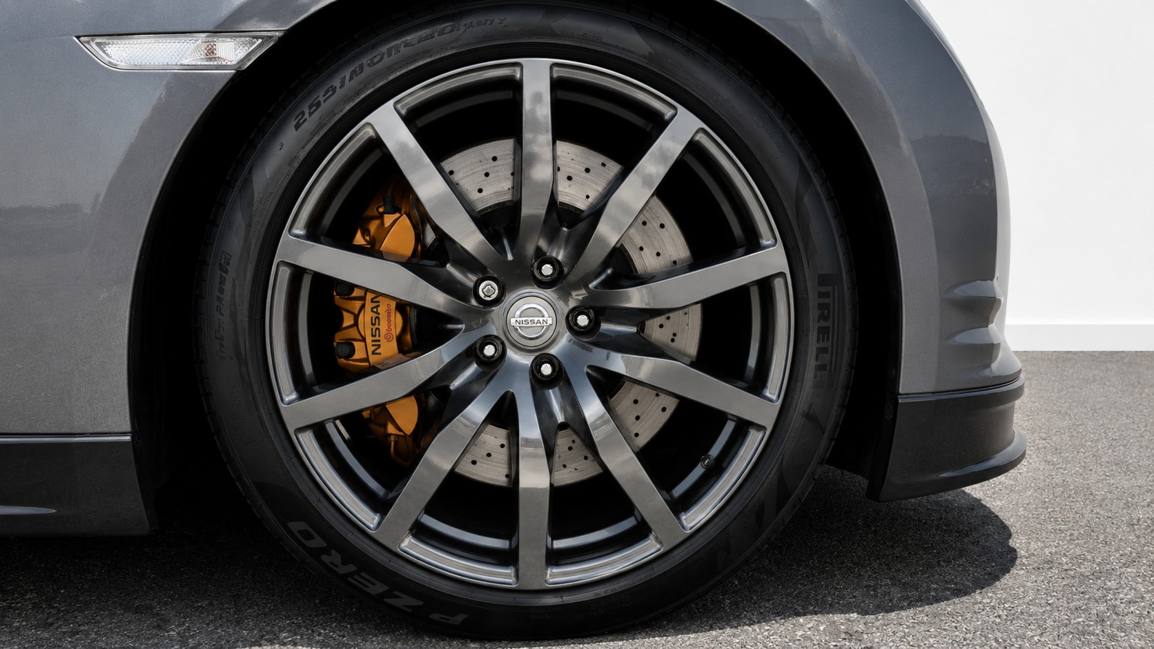 NISSAN GT-R 3.8 V6 Biturbo Black Edition-image-7