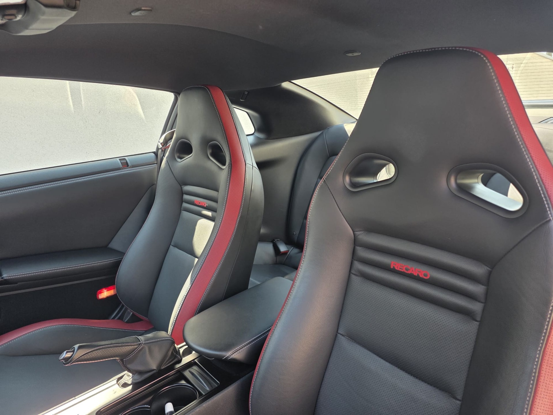 NISSAN GT-R 3.8 V6 Biturbo Black Edition-image-11