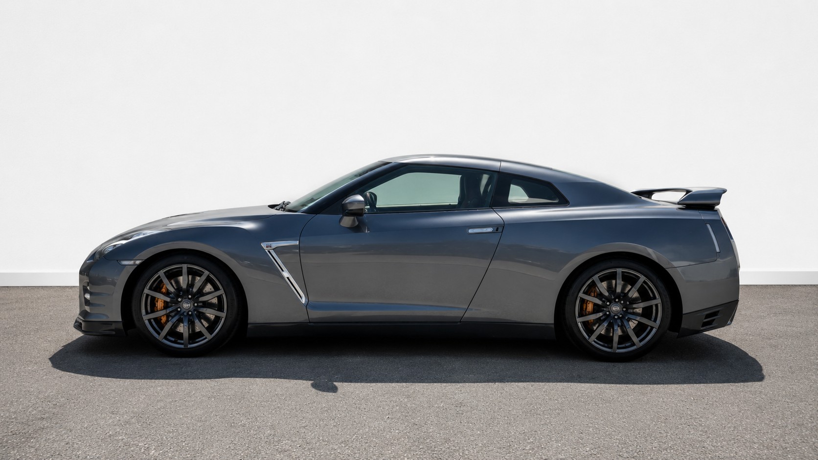 NISSAN GT-R 3.8 V6 Biturbo Black Edition-image-2