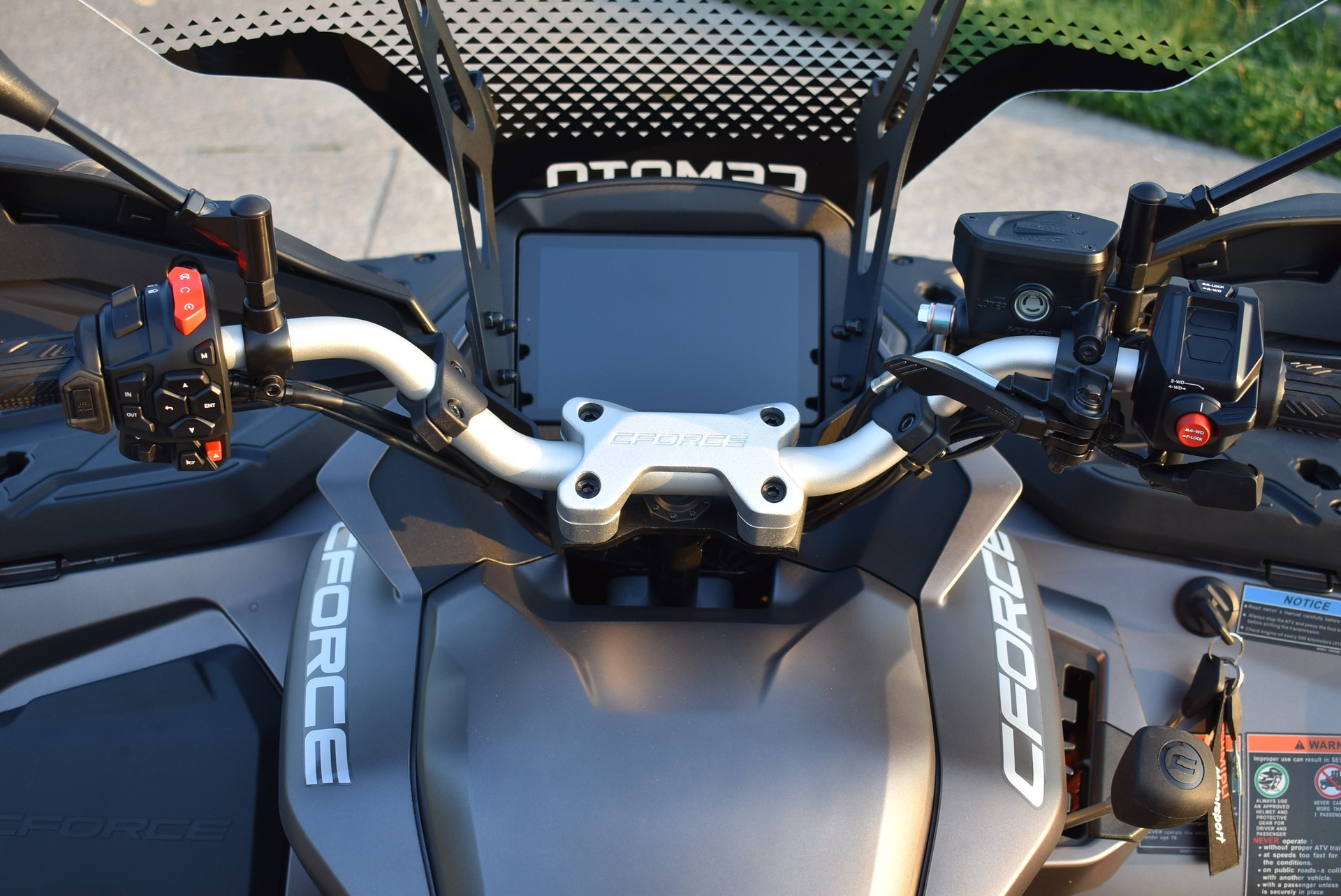 CF MOTO CForce 1000 Touring 4x4-image-13