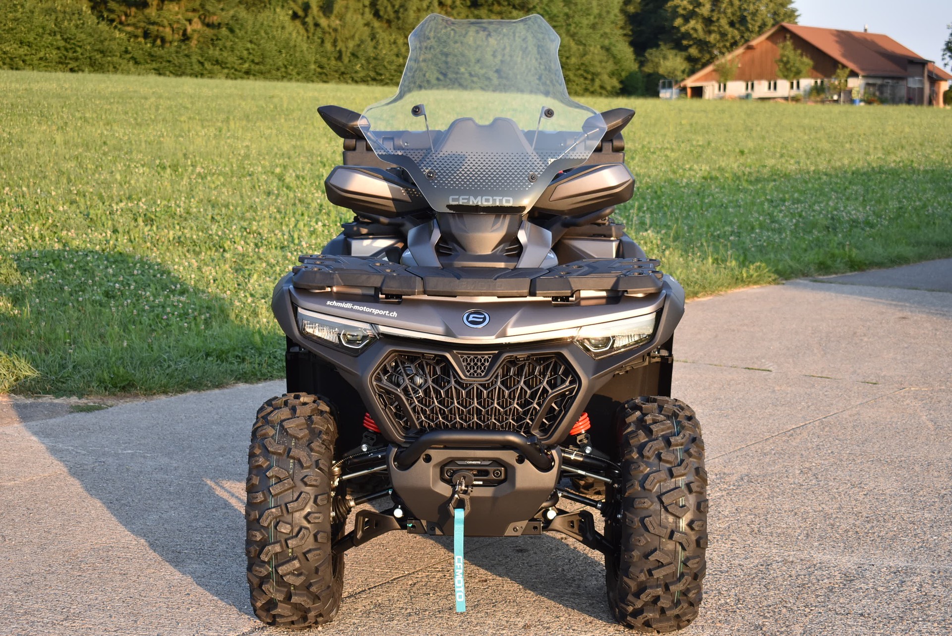 CF MOTO CForce 1000 Touring 4x4-showroom-element-1