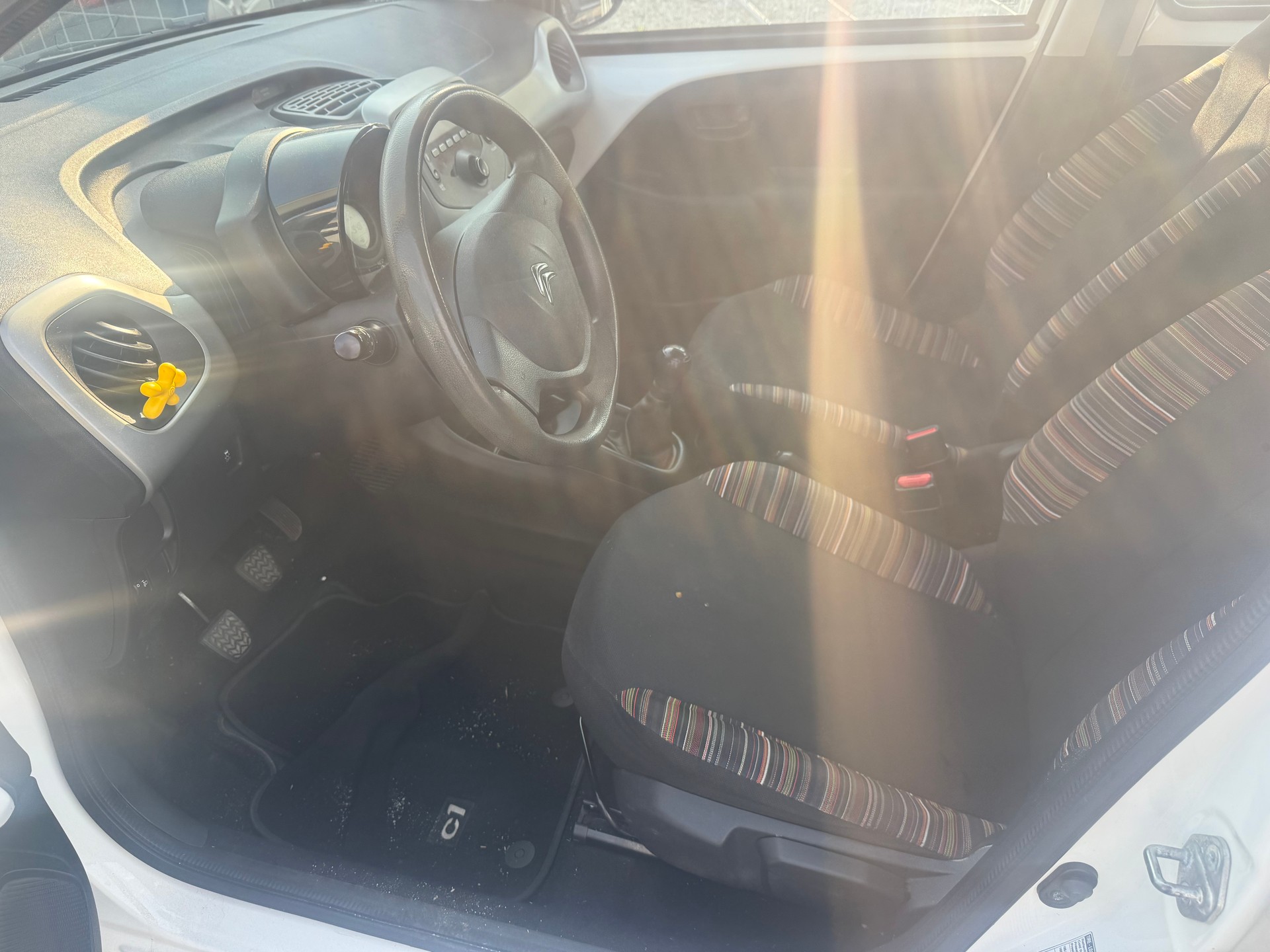 CITROEN C1 1.0 VTi Live-image-6