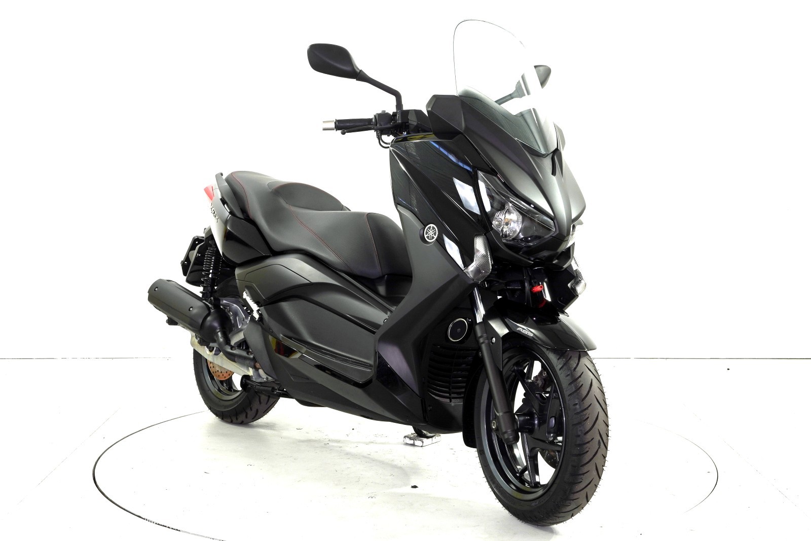 YAMAHA YP 125 RA X-Max ABS-showroom-element-1