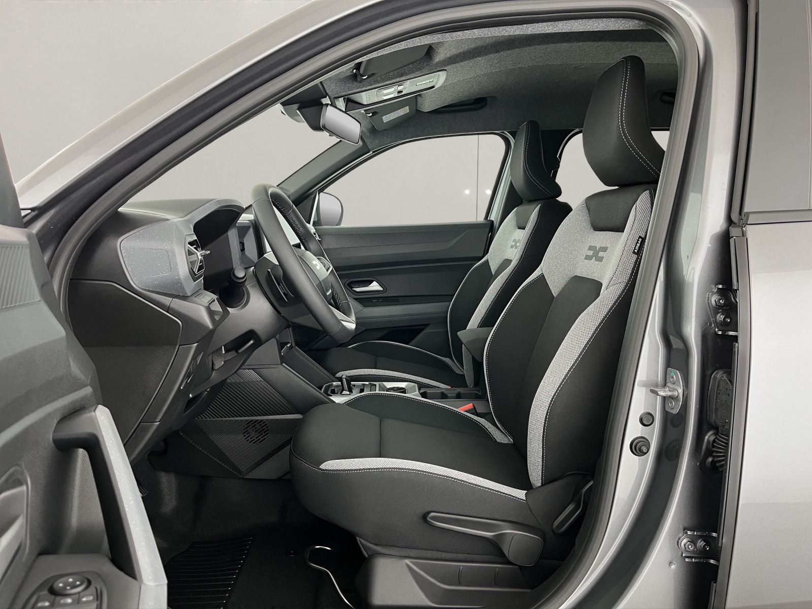 DACIA Duster 1.2 Hybrid Journey 4WD-image-7