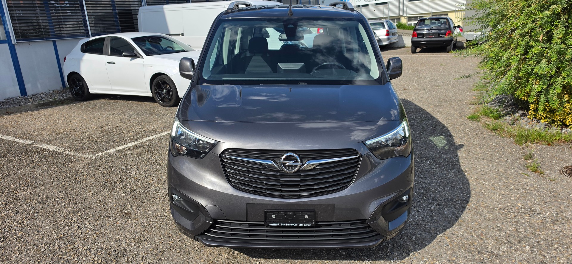 OPEL Combo Life 1.5 Enjoy-image-3