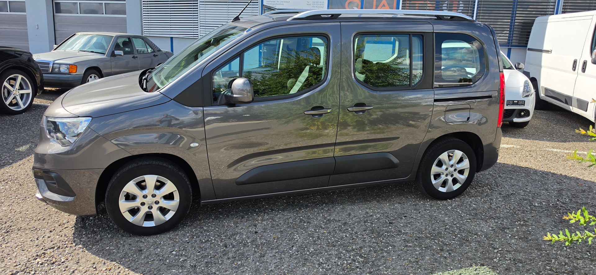 OPEL Combo Life 1.5 Enjoy-image-4