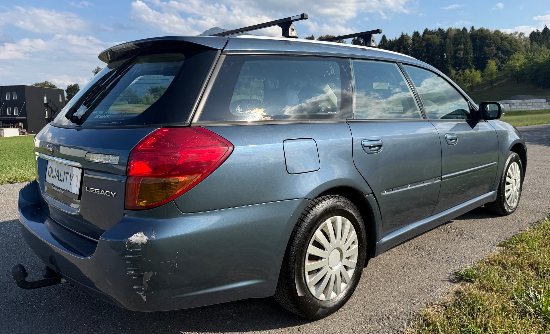 SUBARU Legacy 2.0i AWD Swiss-image-5