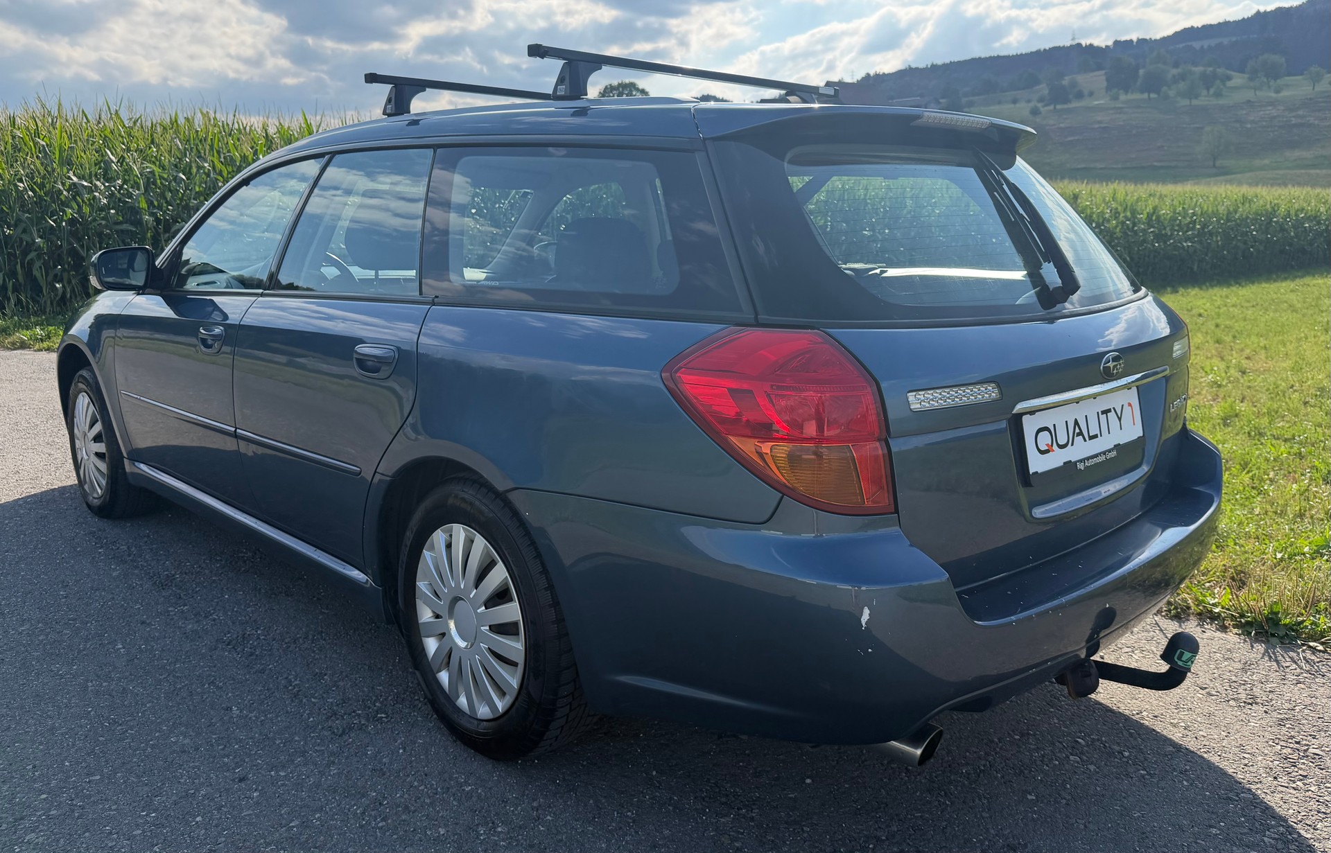 SUBARU Legacy 2.0i AWD Swiss-image-3