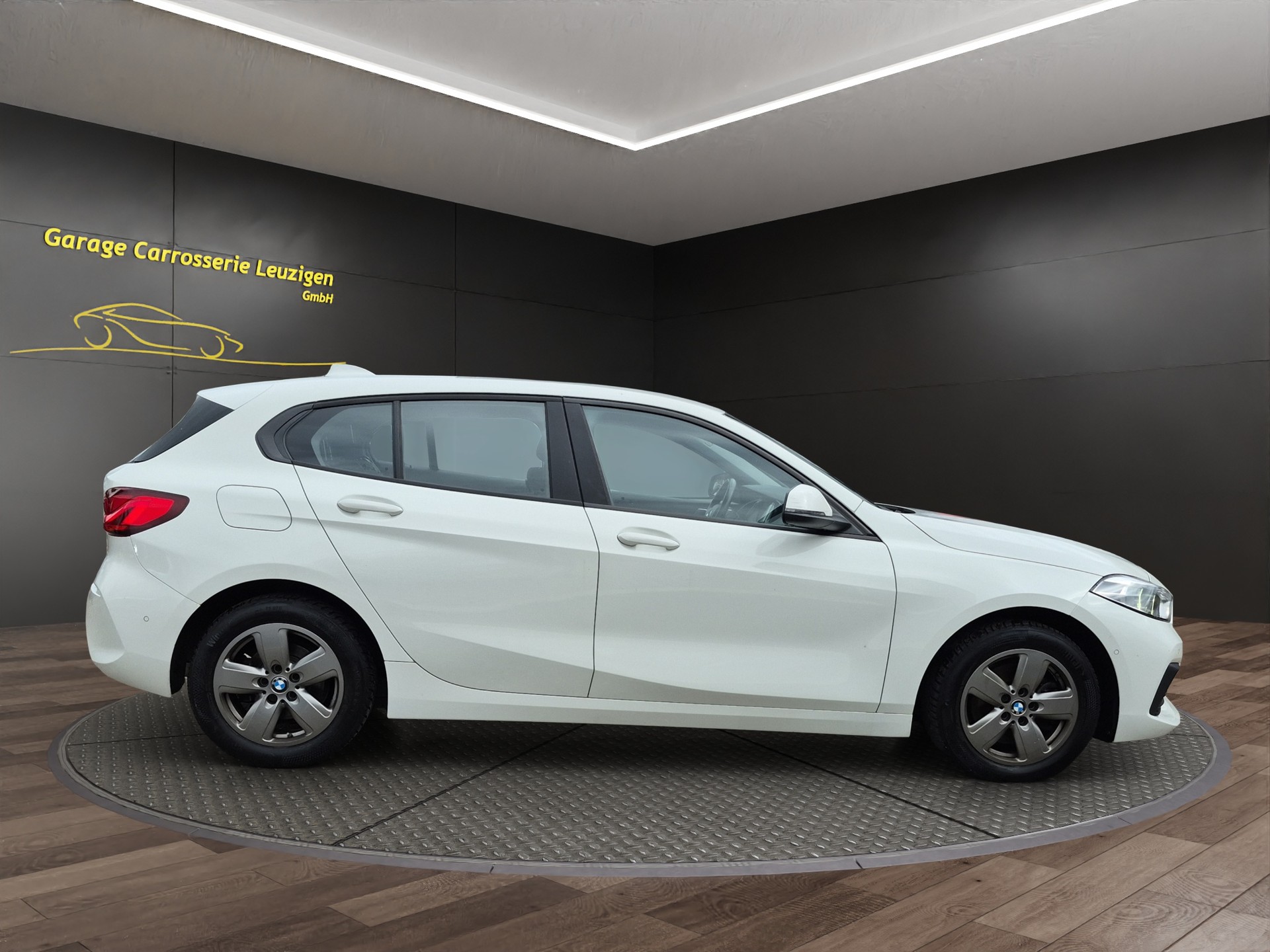 BMW 118i Steptronic Sport Line-image-6
