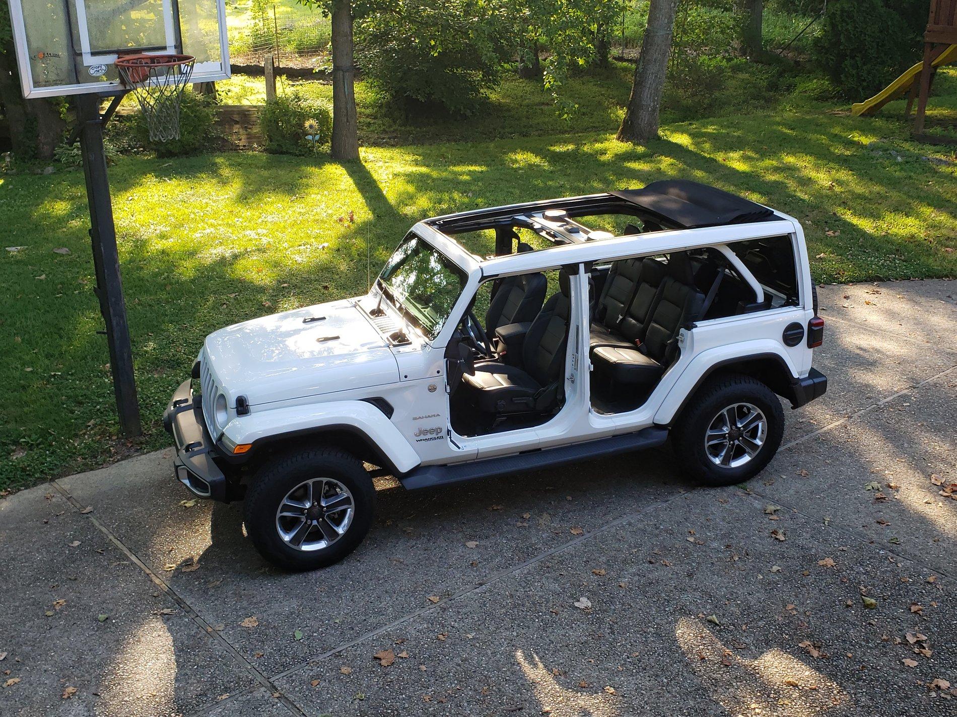 JEEP 2.0 Turbo Sahara Power Unlimited-image-18