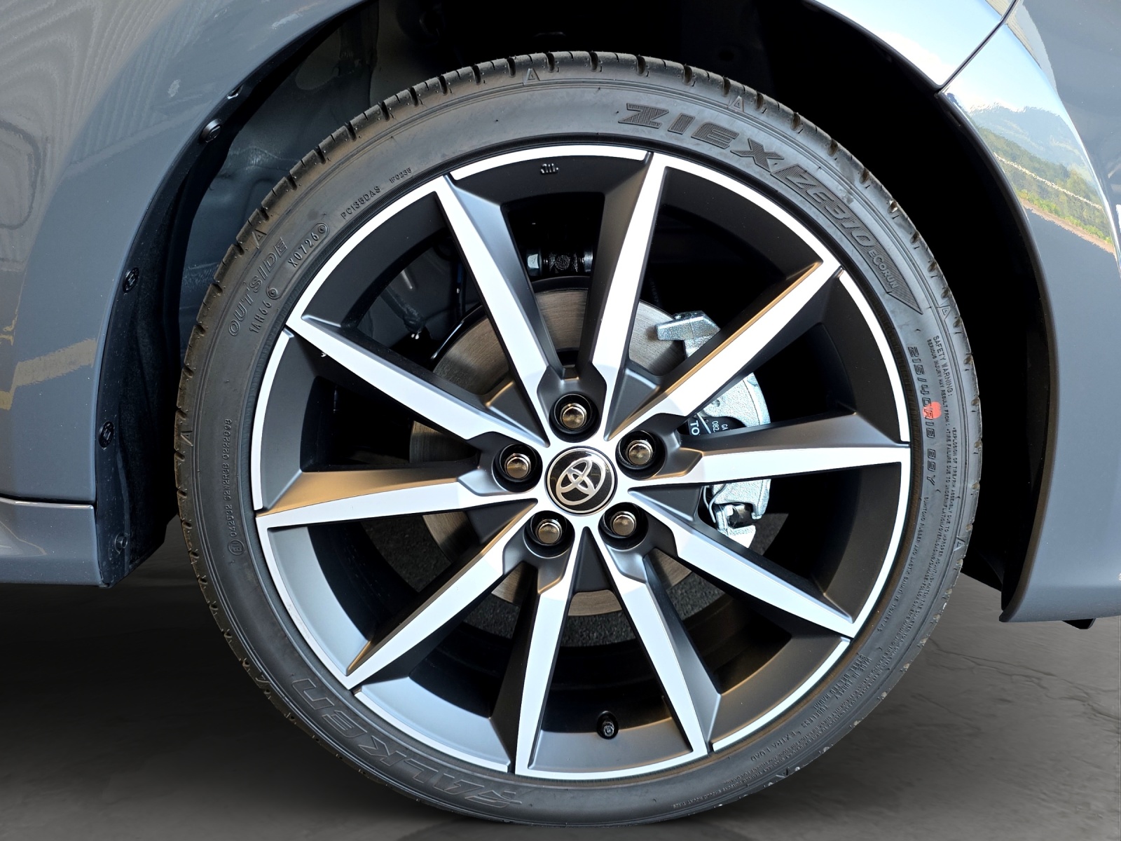 TOYOTA Yaris 1.5 VVT-i HSD GR Sport-image-14