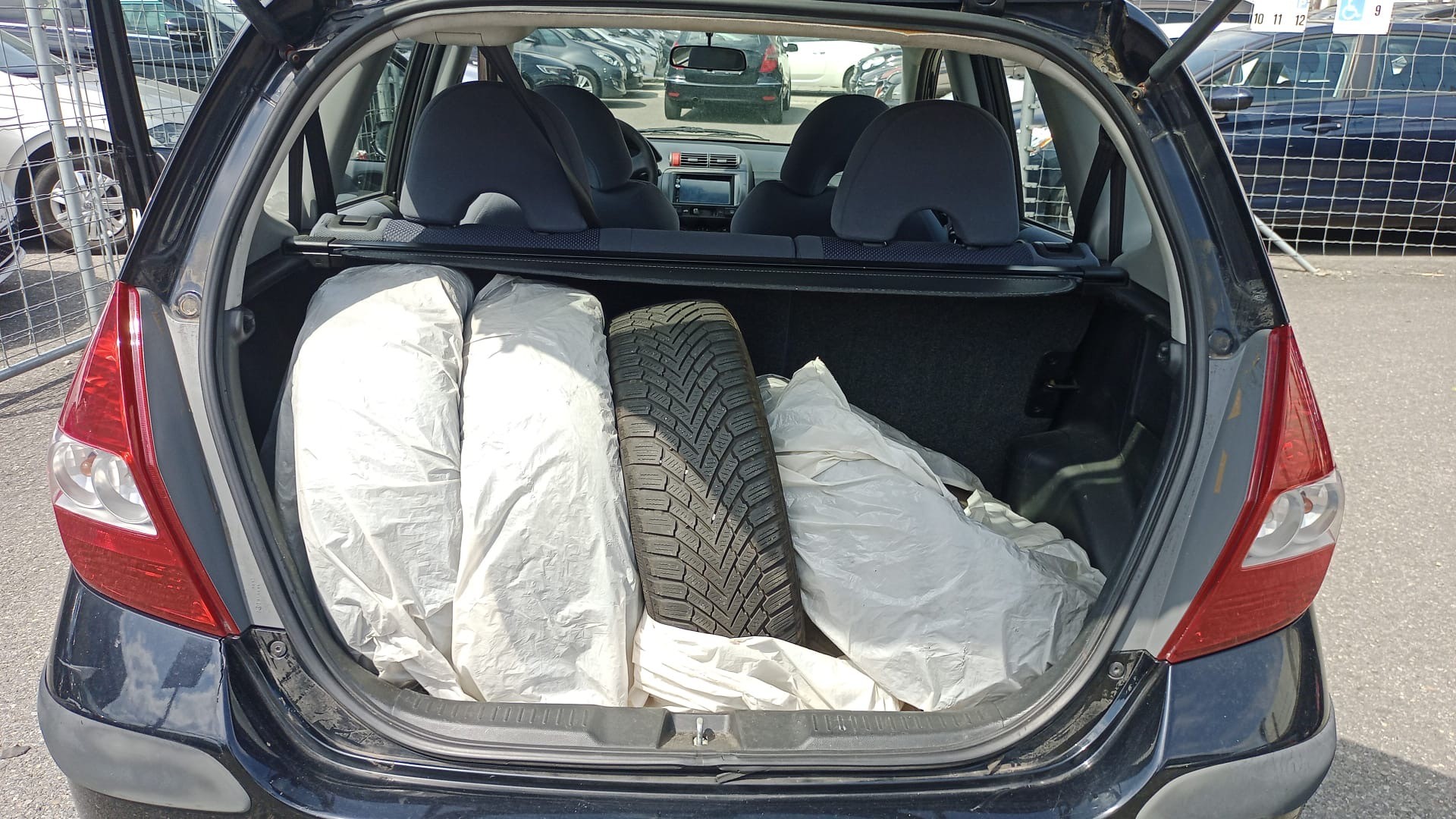 HONDA Jazz 1.4i ES-image-7