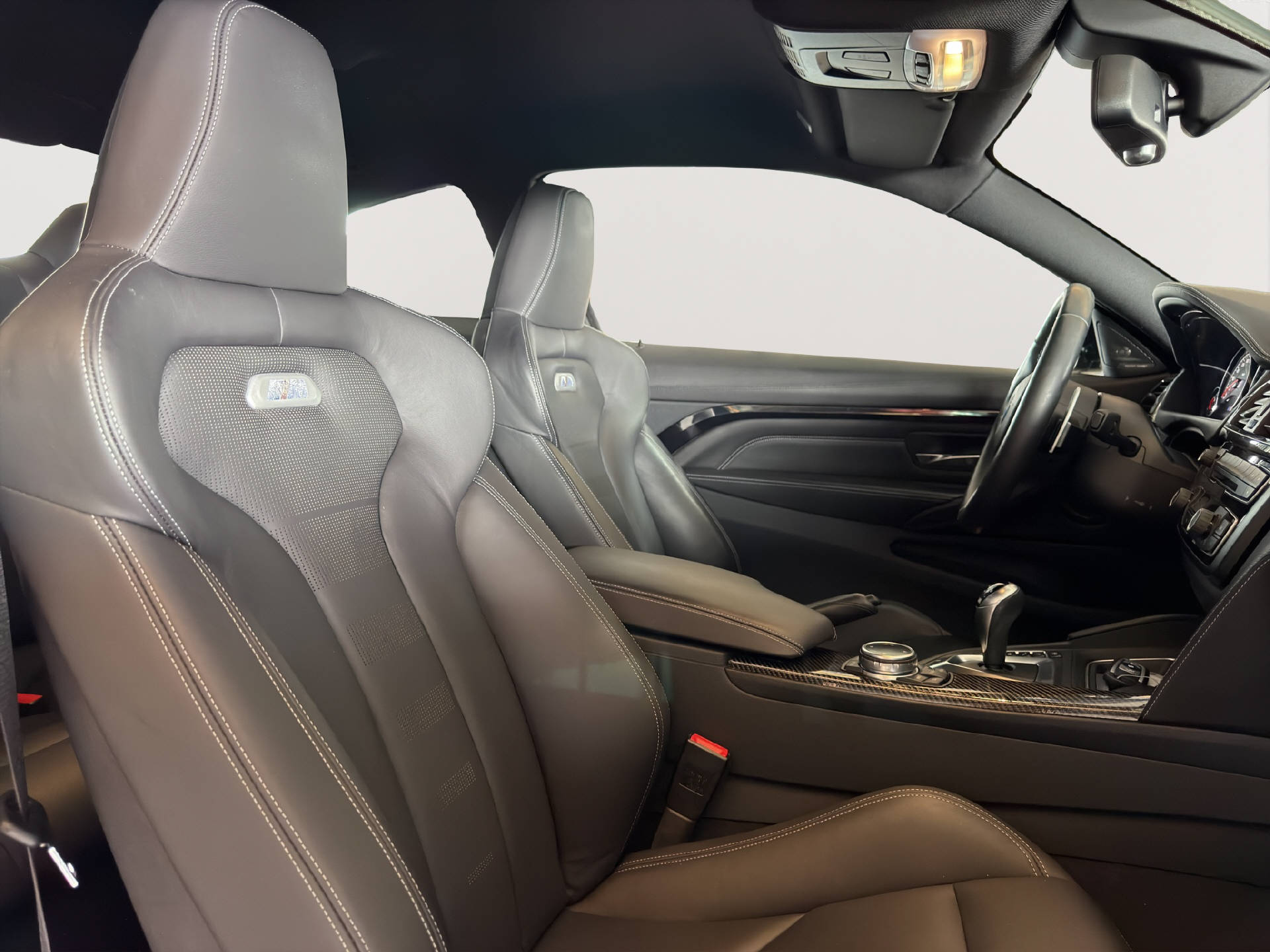 BMW M4 Coupé-image-15