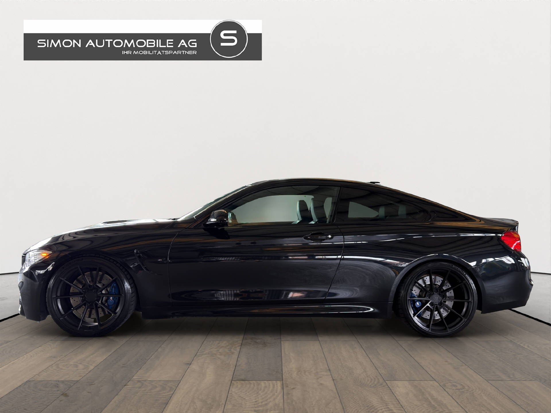 BMW M4 Coupé-image-2