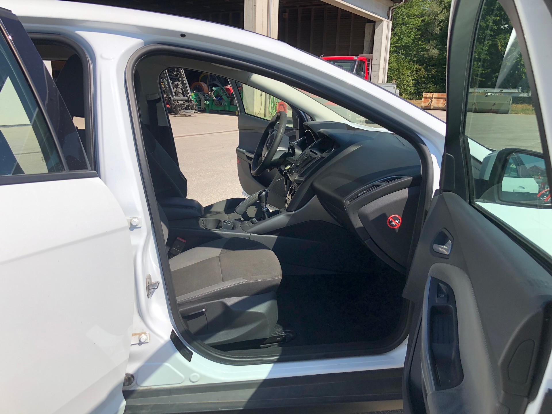 FORD Focus 1.6 TDCi Trend-image-6