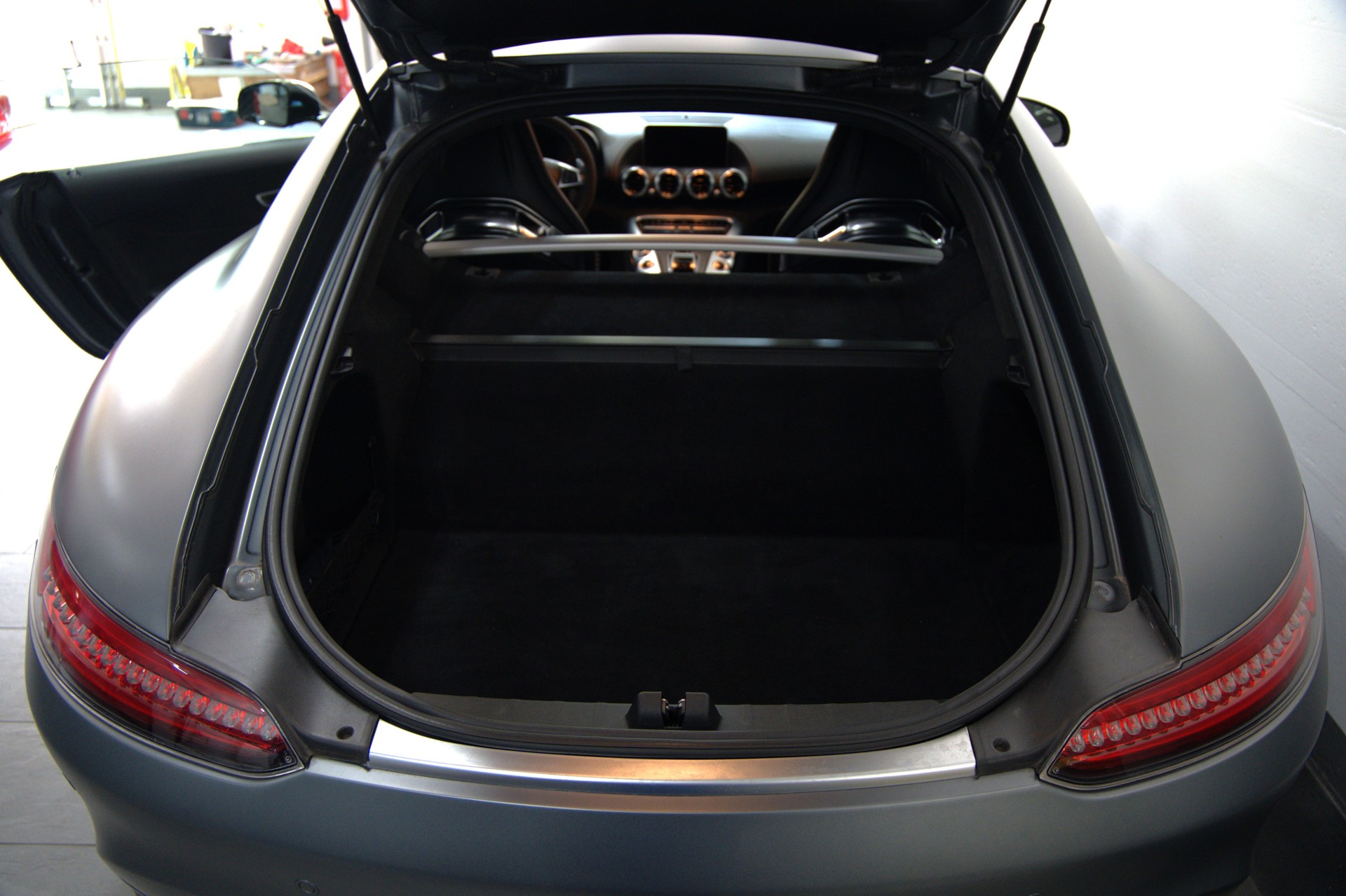 MERCEDES-BENZ AMG GT S Speedshift DCT-image-8