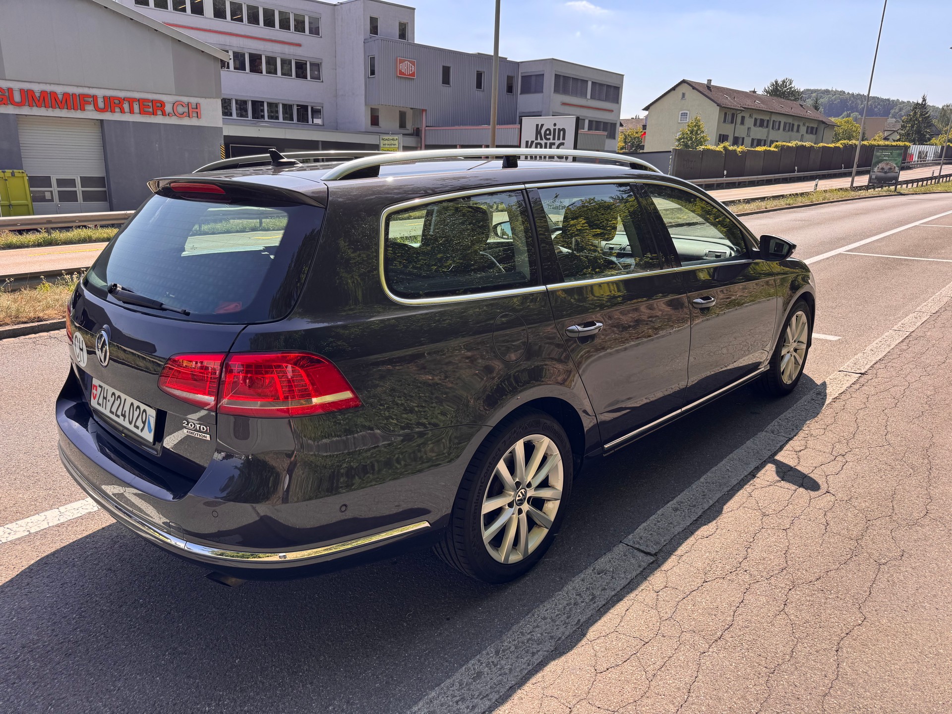 VW 2.0 TDI CR Highline DSG 4m-image-3
