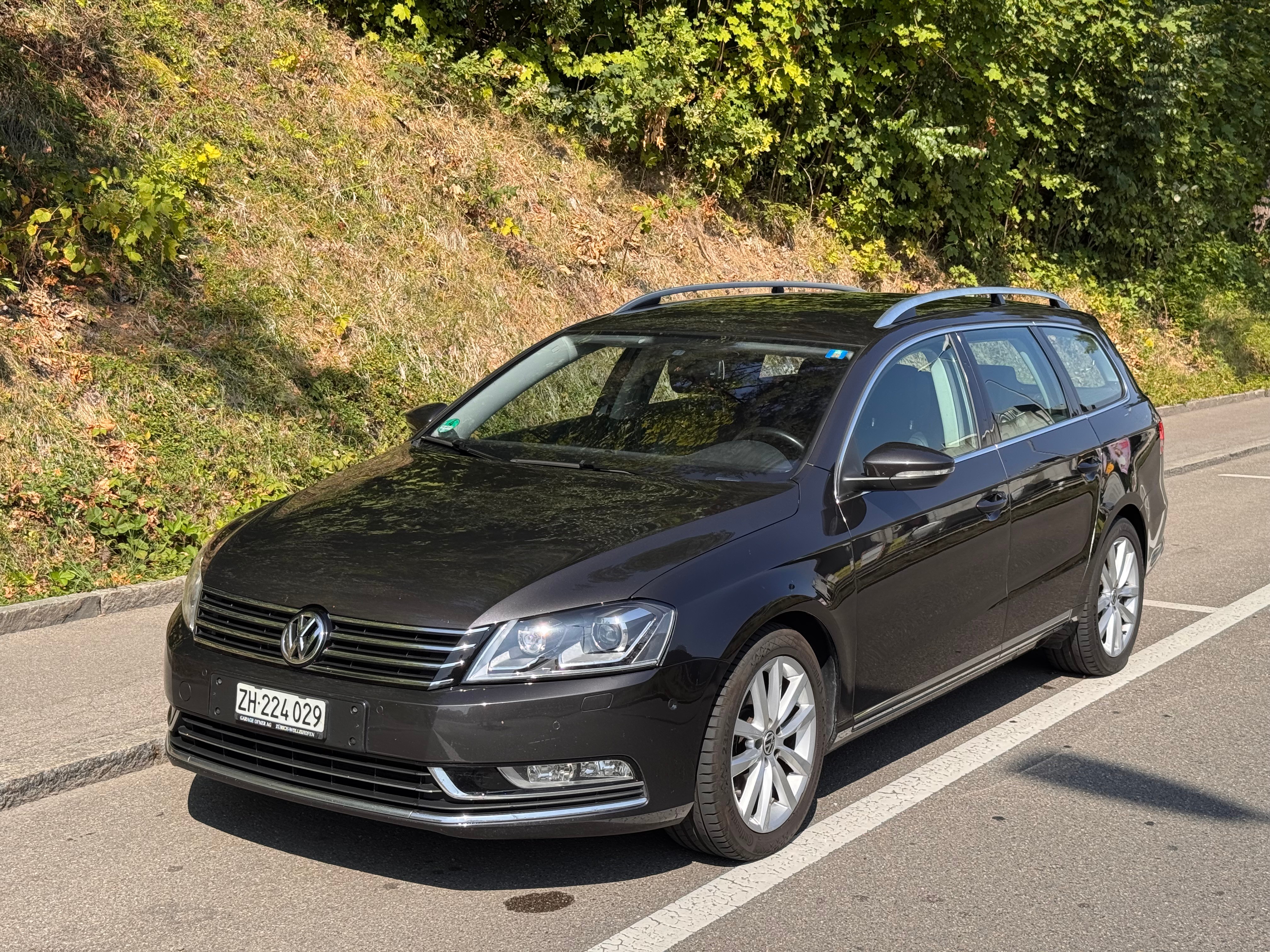 Car photo