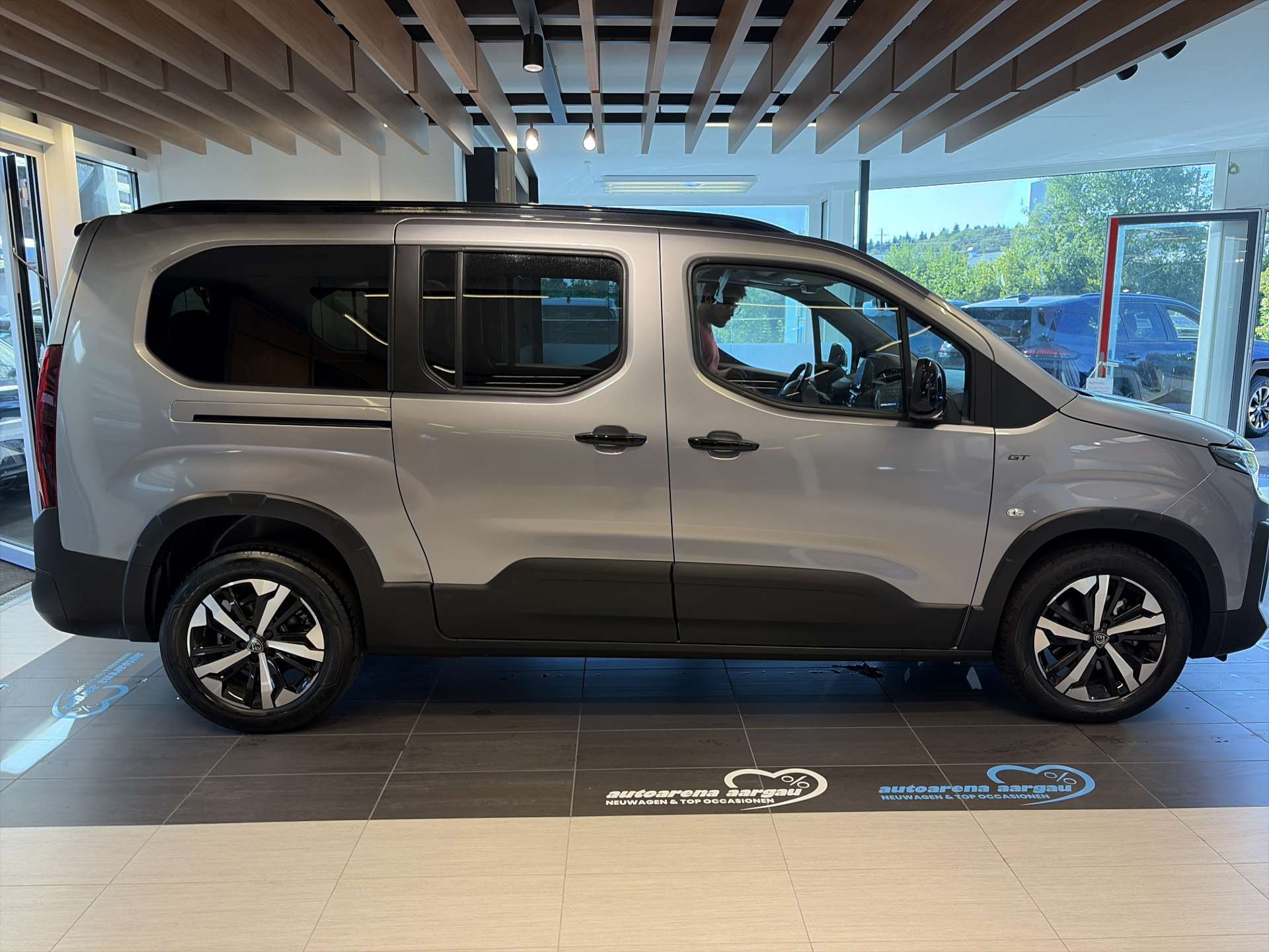 PEUGEOT Rifter Long 1.5 BlueHDi 7 Plätzer GT EAT-Automat-image-13