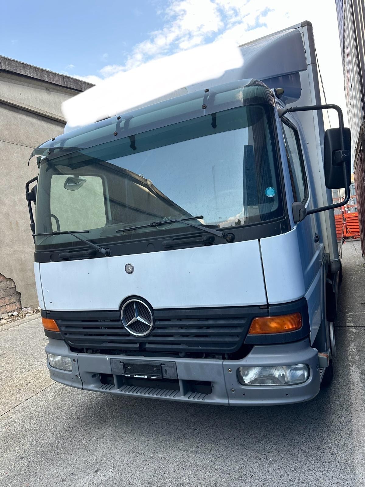 MERCEDES-BENZ Wdb9702471k954758