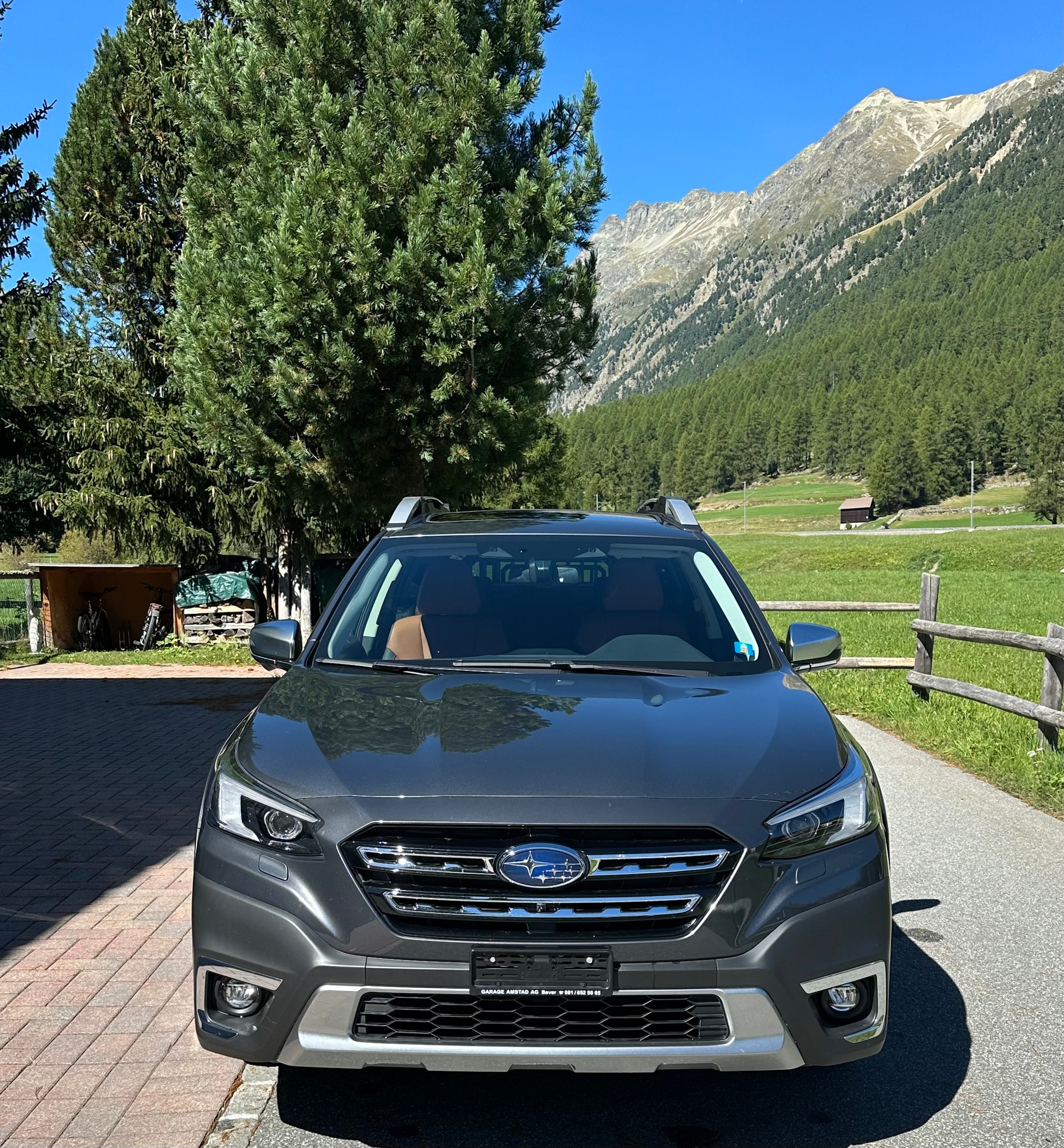 SUBARU 2.5i Luxury